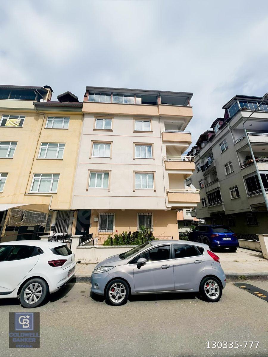 BAHÇELİEVLERDE İÇİ YENİLENMİŞ, SATILIK 3+1 DAİRE