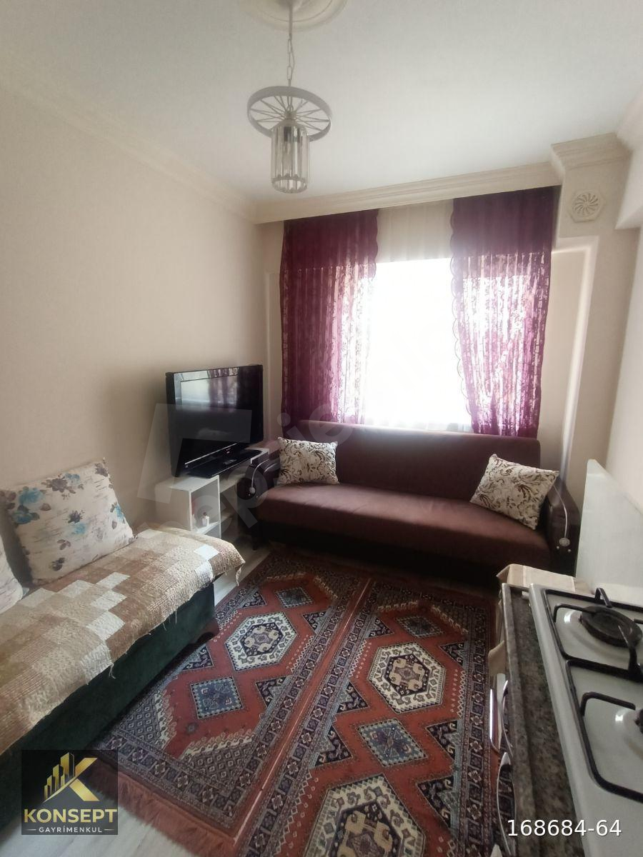 BARBAROS MAHALLESİNDE BALKONLU YÜKSEK GİRİŞ 1+1 YATIRIMLIK DAİRE