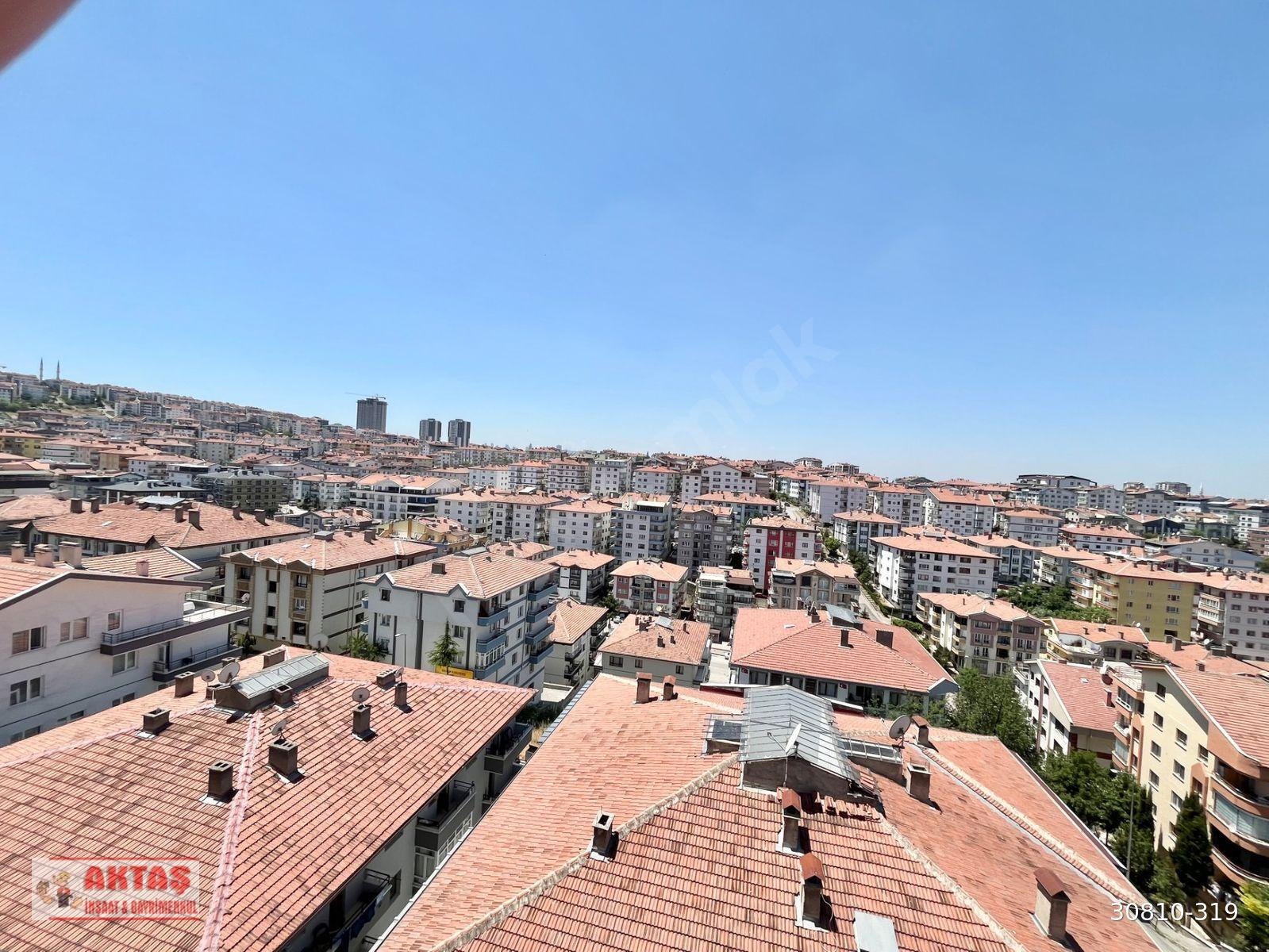 ÖNÜ KAPANMAZ MANZARALI İSKANLI ISI YALITIMLI DÜZLÜKTE ARA KAT GENİŞ DAİRE BÜYÜK BALKON