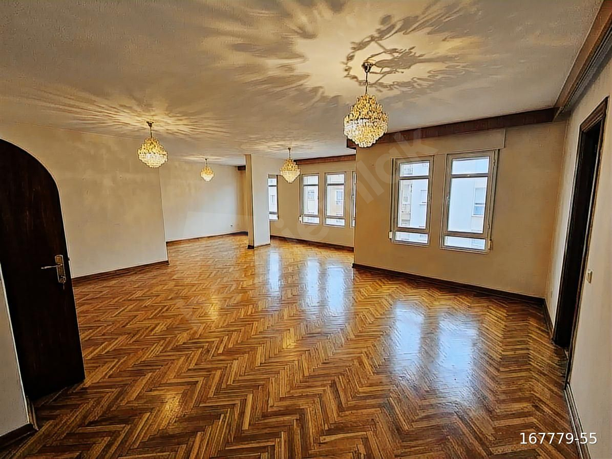 REMAX LEVEL'DAN YENİMAHALLE DE ANTERES AVM YE 10 DK. SATILIK 4+1 GENİŞ DAİRE