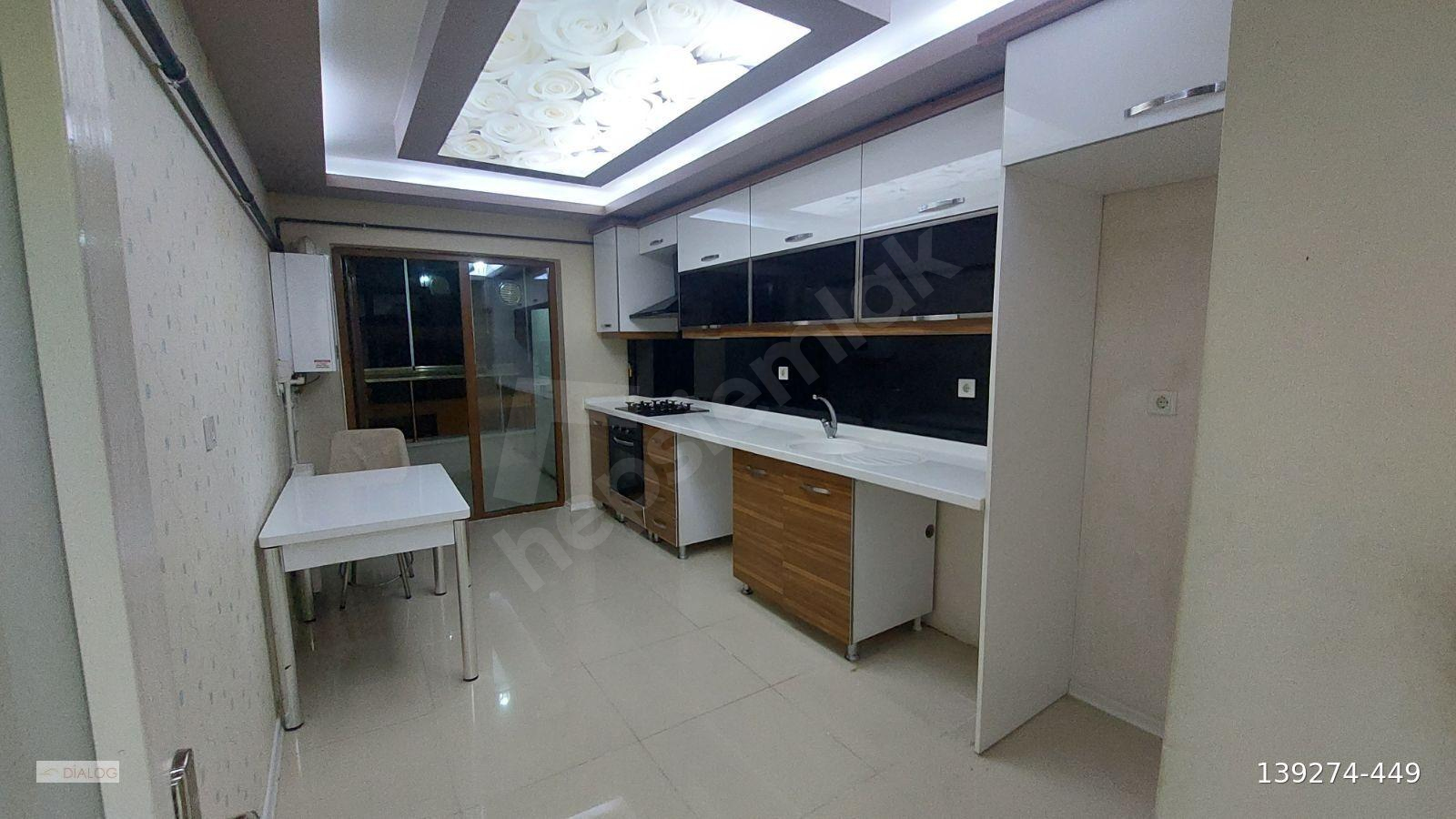 BAĞLARBAŞINDA ASANSÖRLÜ FULL YAPILI ORTA KAT DAİRE