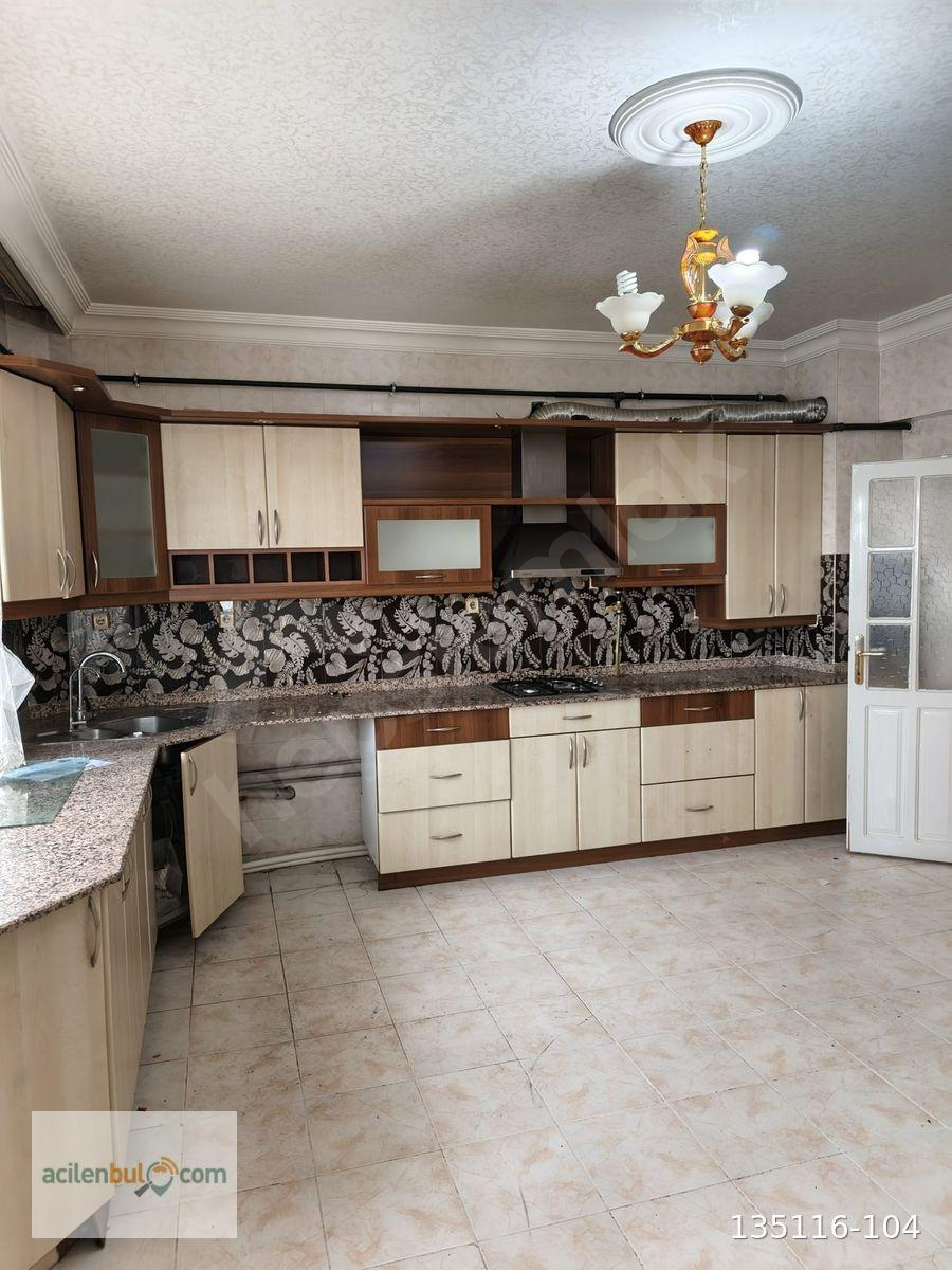 GÜVENEVLER'DE GENİŞ 3+1 DAİRE