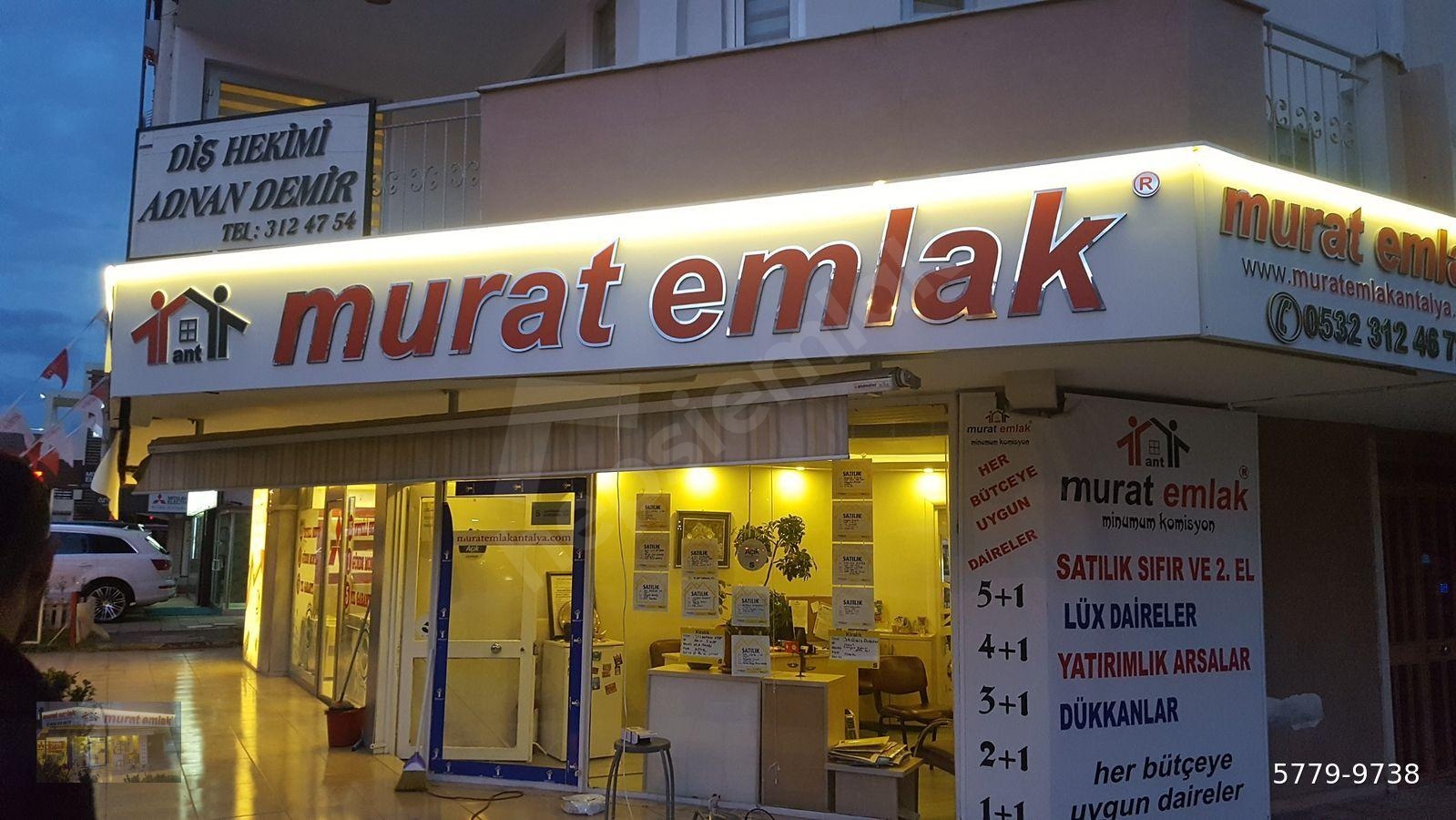 MEYDANKAVAĞINDA ULTRALÜX SİTEDE 3+1 SIFIR DAİRE