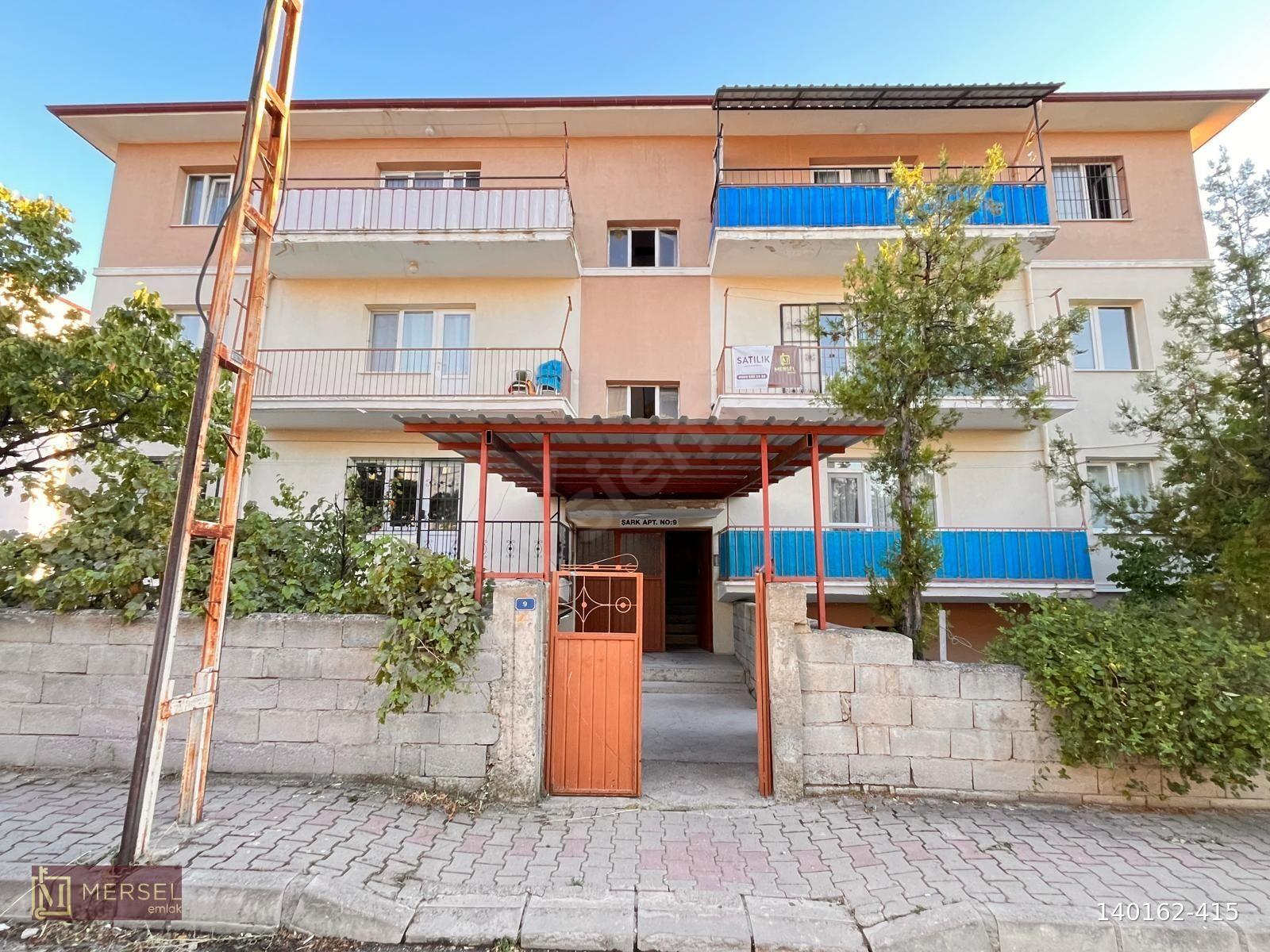 MERSEL EMLAK'tan YUNUS EMRE MAH.SATILIK 3+1 2. KAT DAİRE