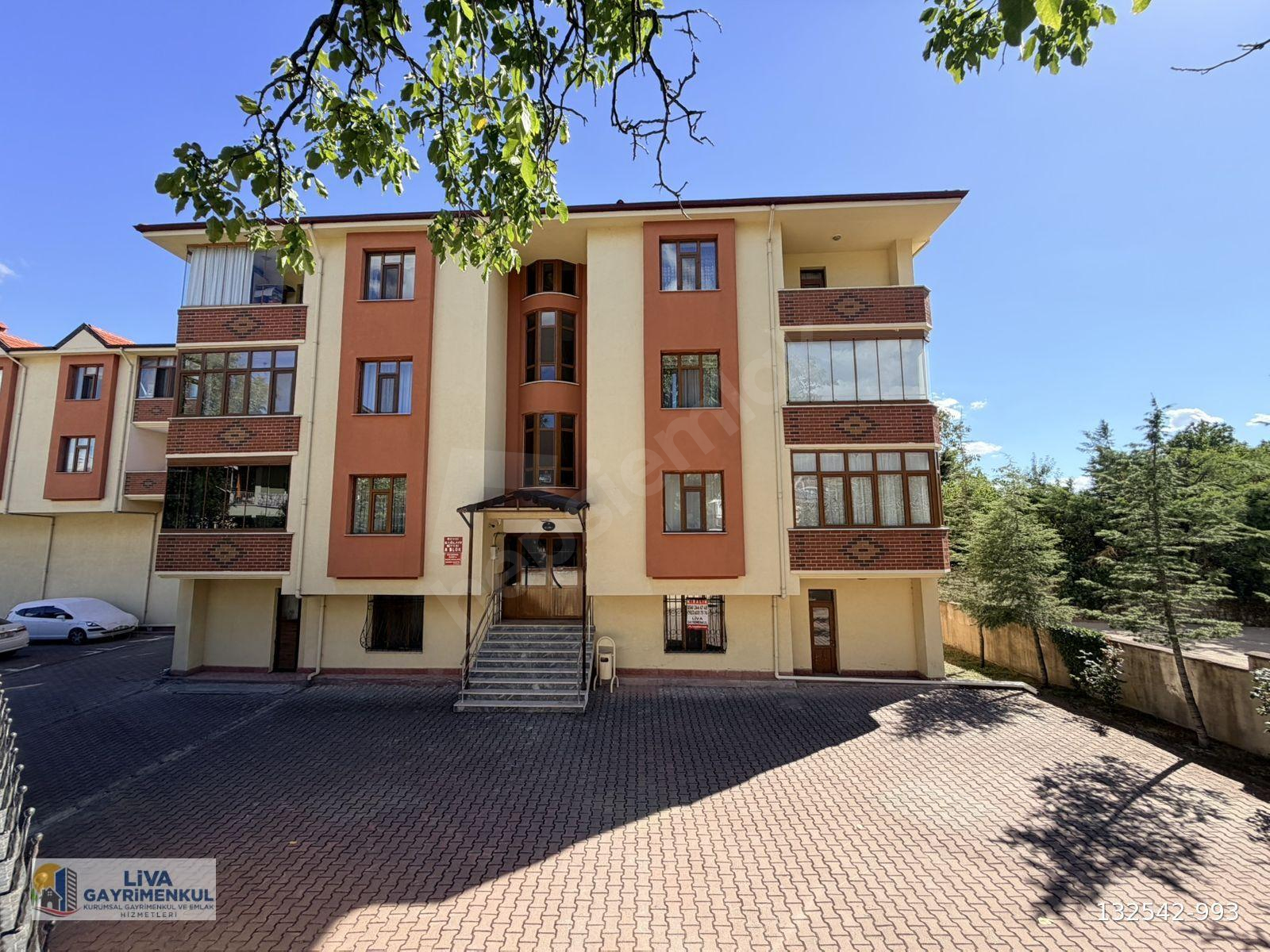 SAFRANBOLU BAĞLARBAŞI MAHALLESİNDE 3+1 DAİRE KİRALIKTIR