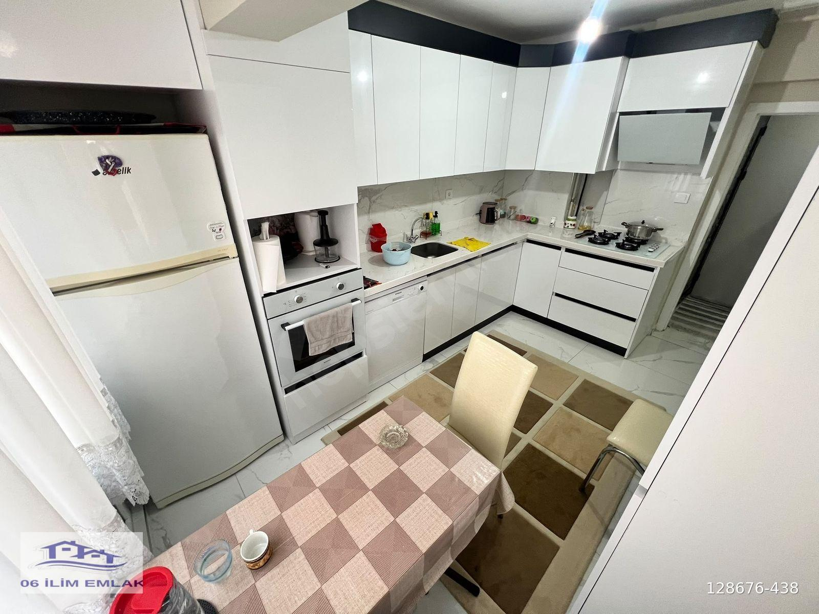 PLEVNE MAH'DE ARA KATTA 3+1 FULL+FULL YAPILI SATILIK DAİRE