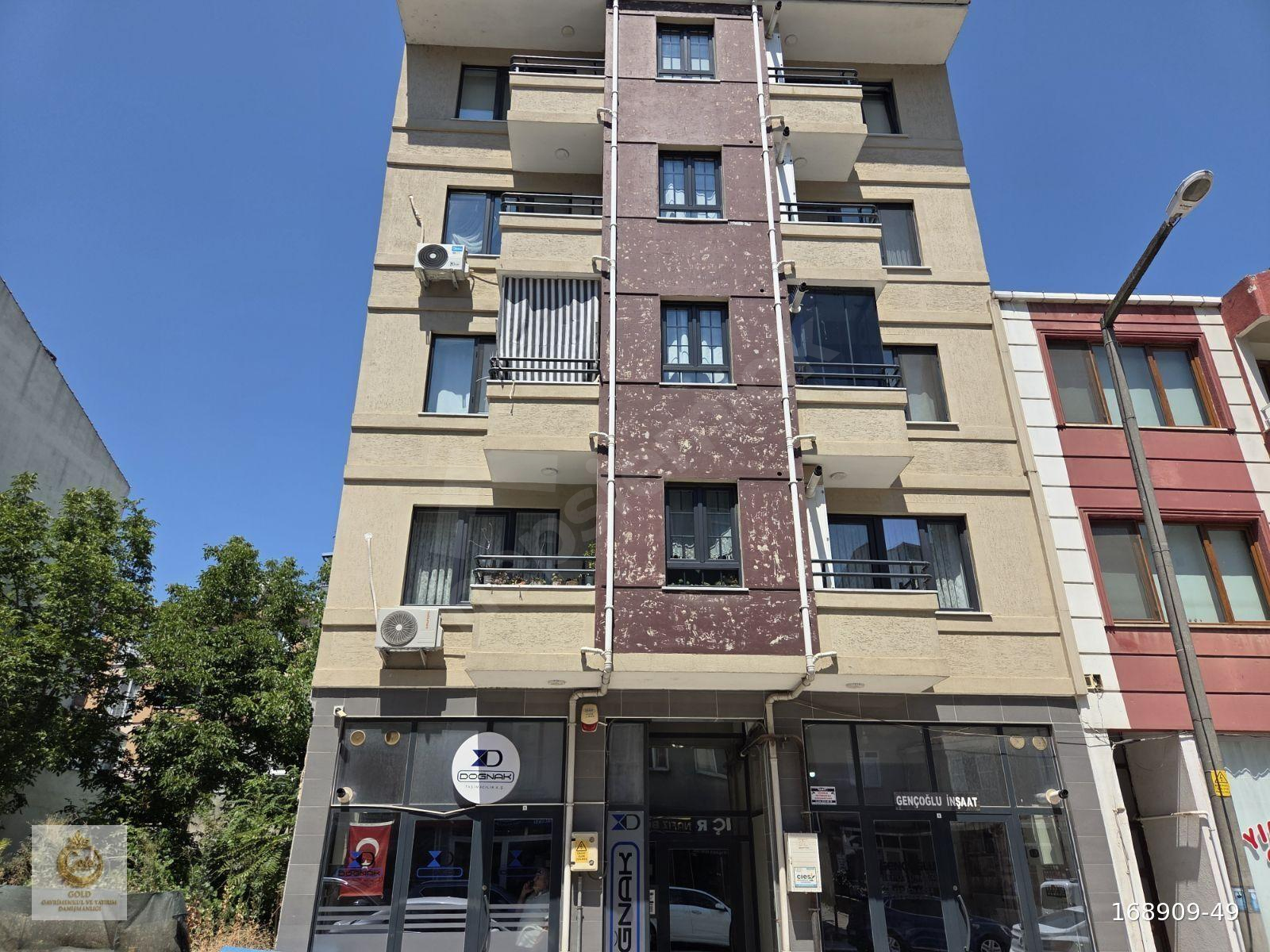 HAMDİBEY MAHALLESİ İSTİKLAL CADDESİ ÜZERİNDE SATILIK 2+1 DAİRE