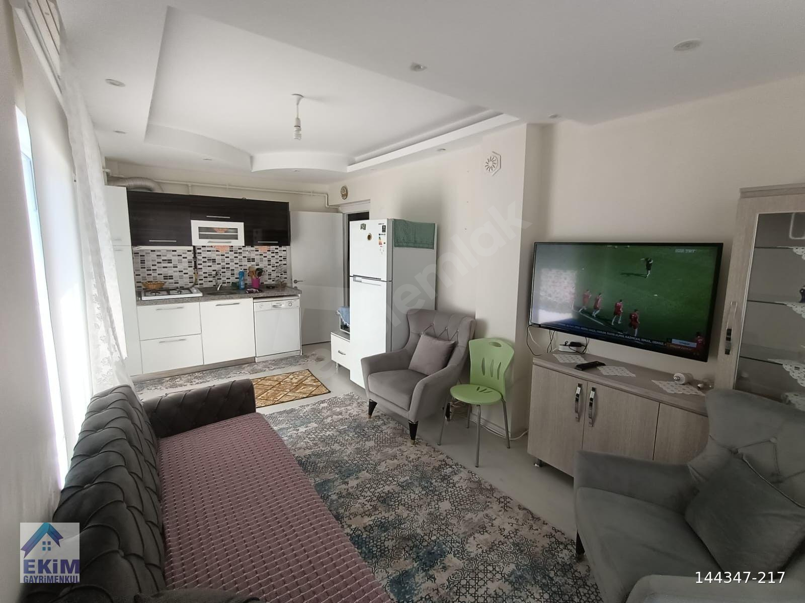 BARBAROS MAHALLESİNDE ADLİYE VE İLAHİYAT YAKINI EŞYALI KİRALIK 1+1 DAİRE