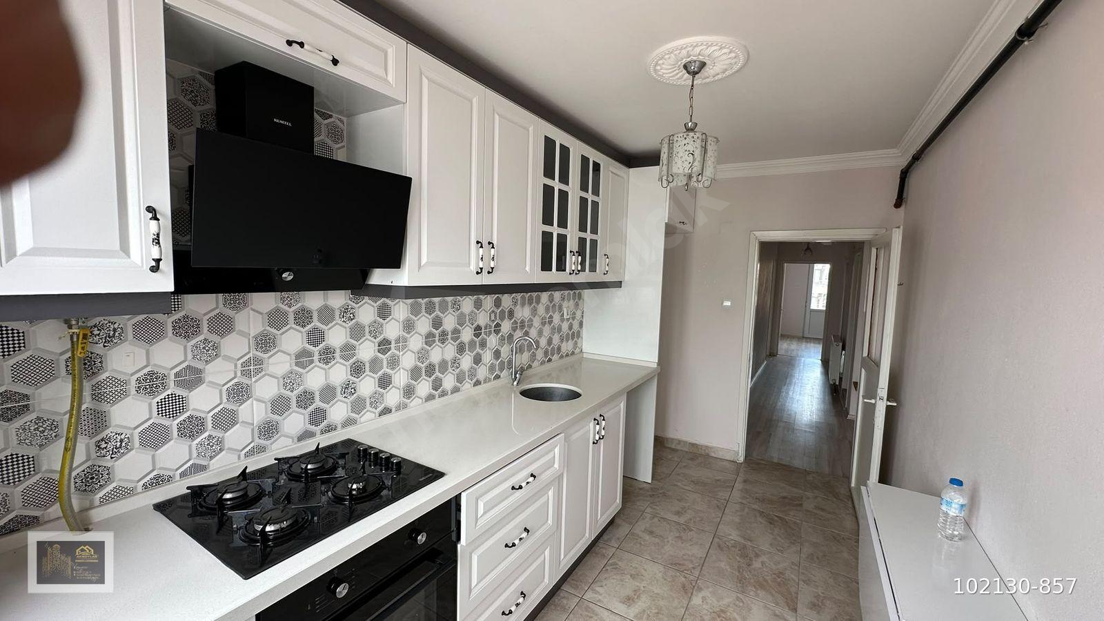 TEKKE CAMİ KARŞISINDA KİRALIK 3+1 DAİRE