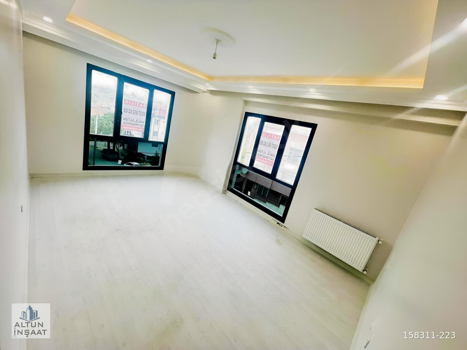 ARNAVUTKÖY KARLIBAYIR MAH EMİNEVİME UYGUN 2+1 ARAKAT LÜX DAİRE