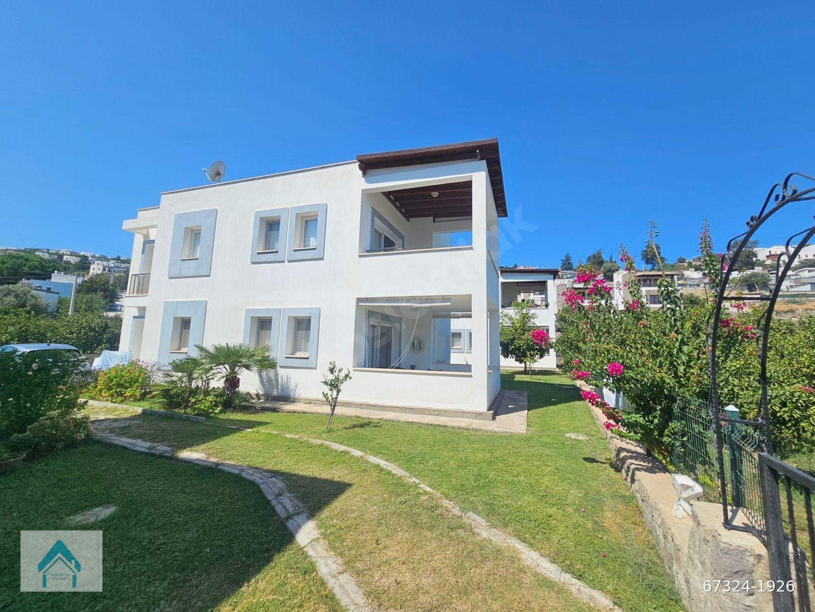 Bodrum Gündoğan Denize Düz Ayak 200 m. Bahçeli Yeni Eşyalı Ev