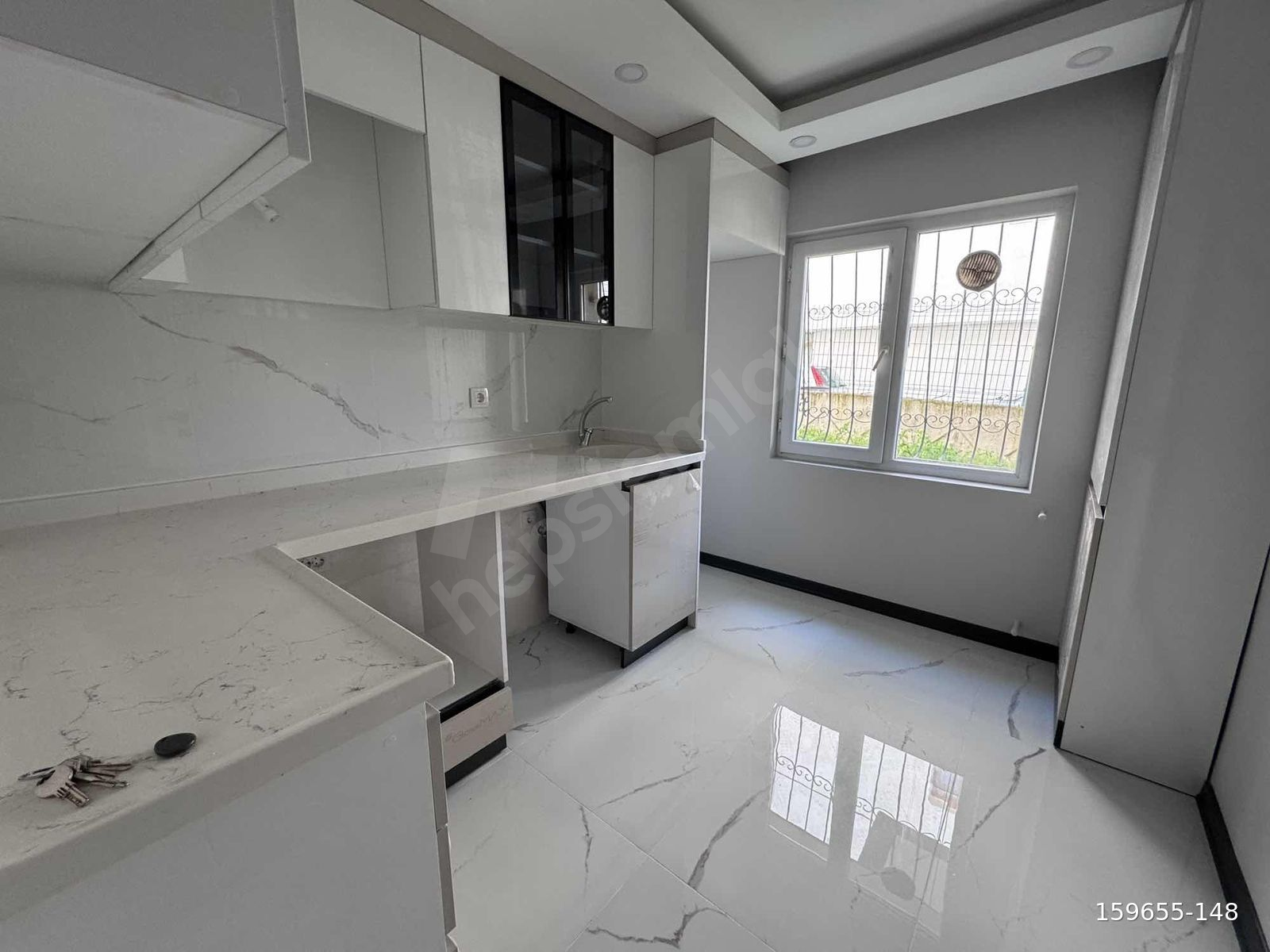 SÜVARİ MAH CADDE ÜZERİ LÜKS FULL YAPILI 3+1 DAİRE
