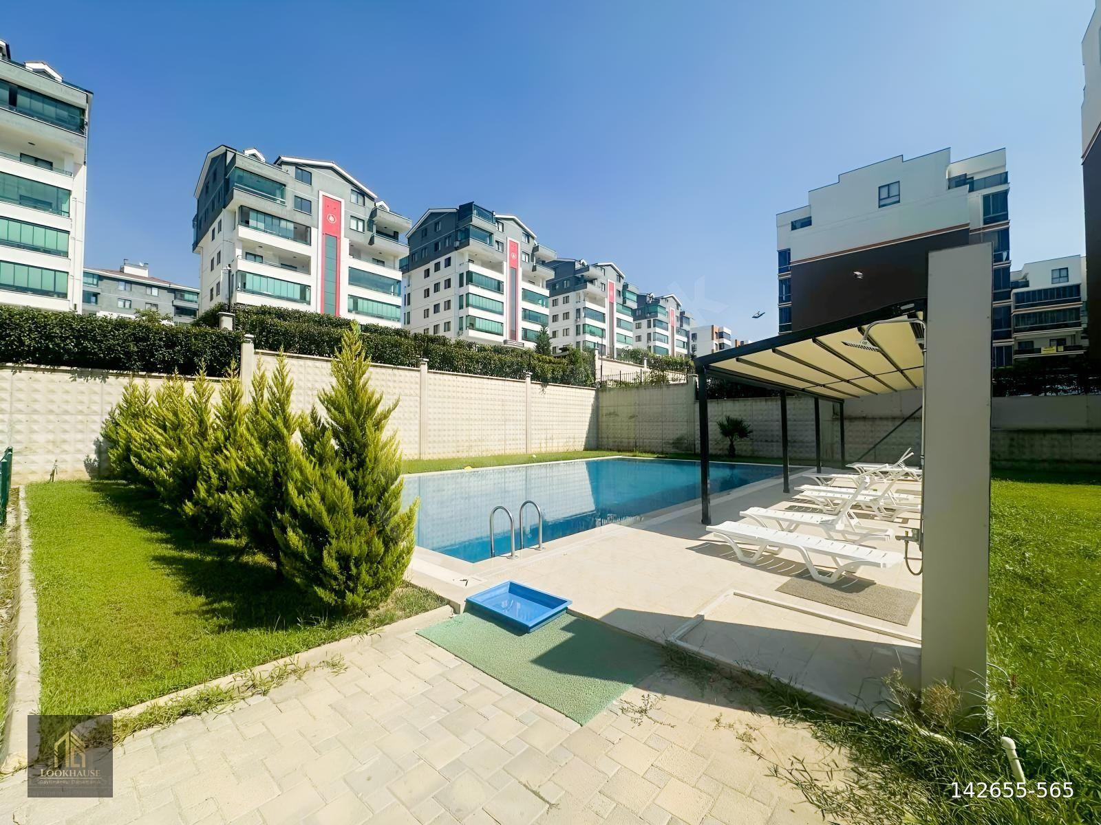 LOOKHAUSE KAYAPA HAVUZLU SİTE İÇİNDE 4+1 SATILIK DUBLEKS DAİRE