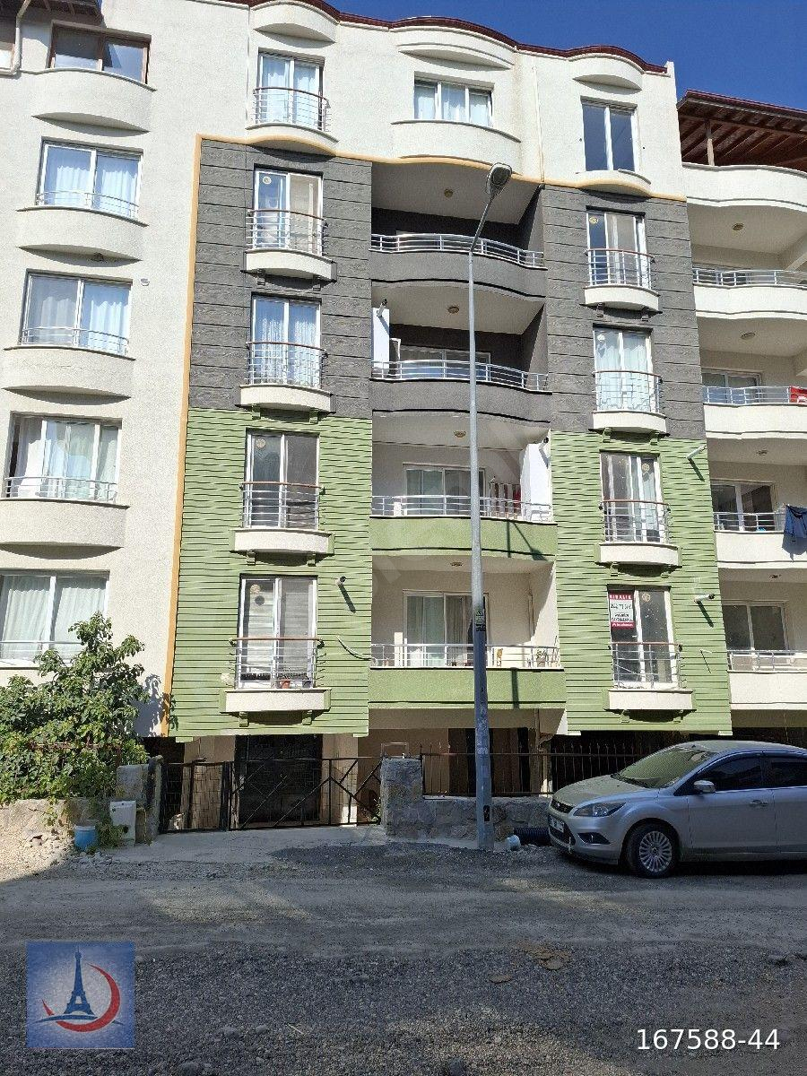 DEFNE ÇEKMECE UĞUR MUMCU CADDESİ CİVARINDA MERKEZİ KONUMLU KİRALIK 3+1 DAİRE