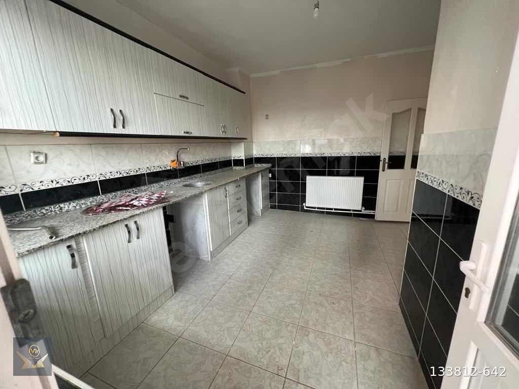 METYAPI'DAN 23 NİSAN MAHALLESİ 2+1 KİRALIK DAİRE