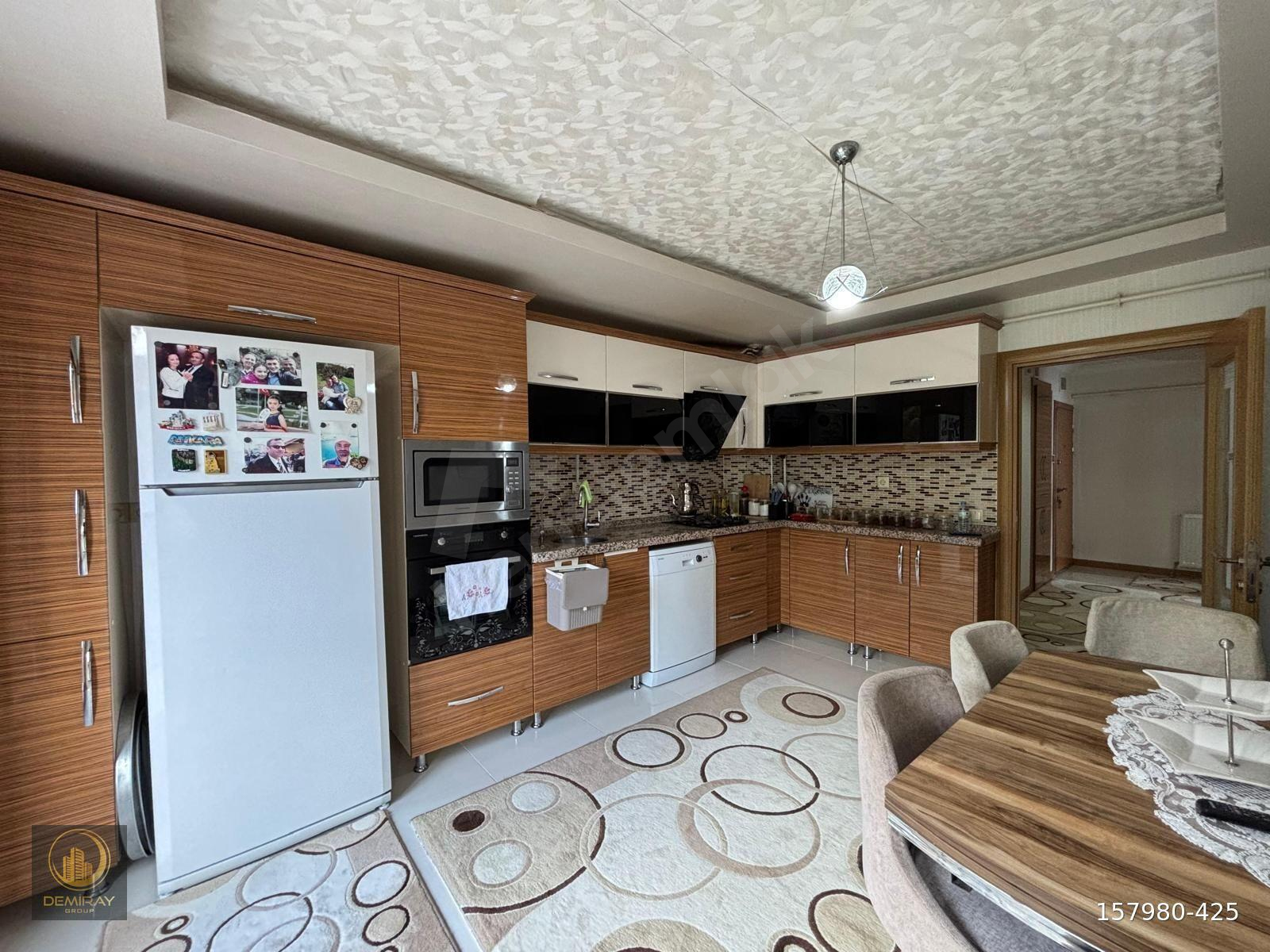 UYANIŞ MH'DE 4+1 ARAKATTA 150 M2 TERAS BALKONLU E.BANYOLU