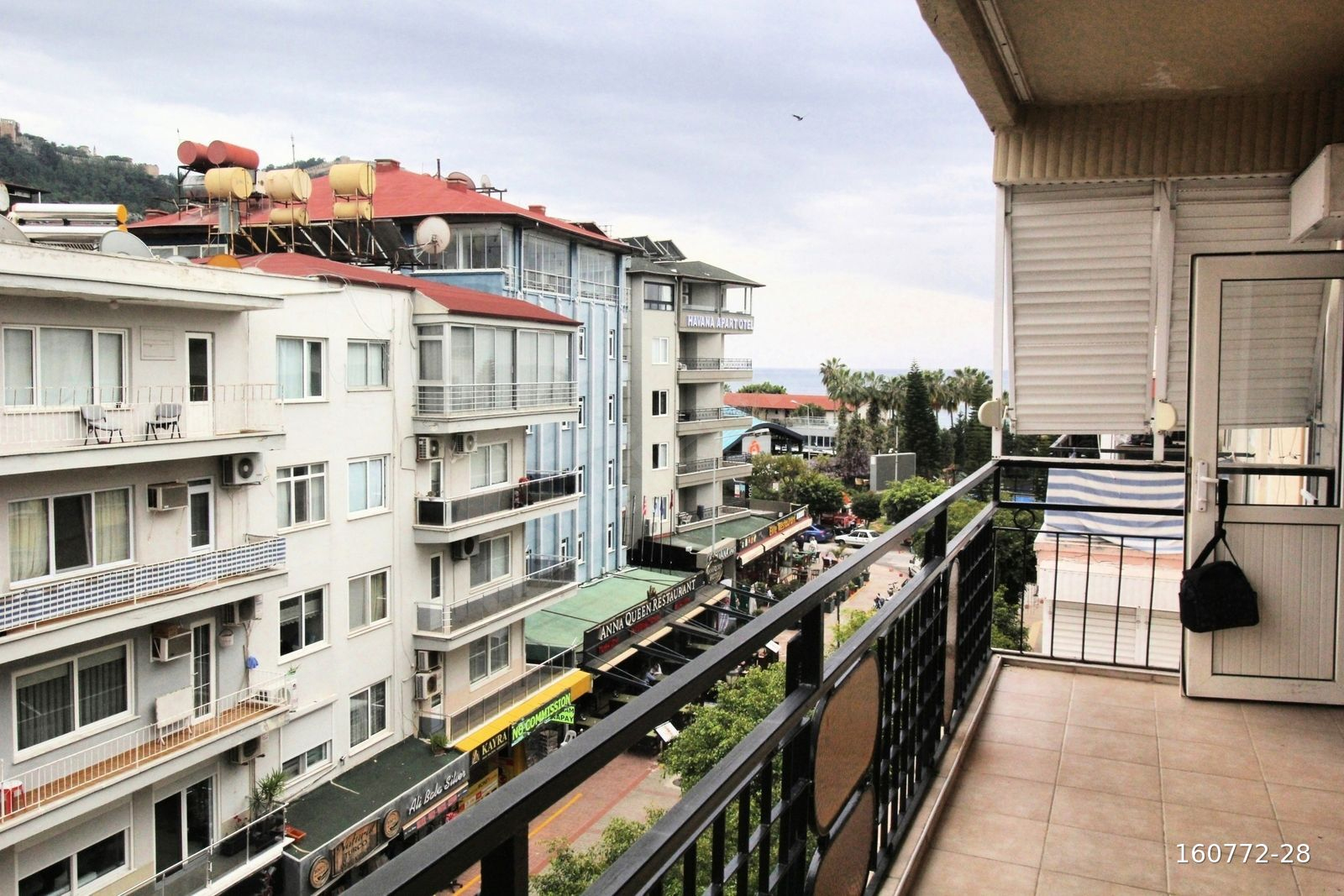 Kleopatra Plajına Ve Teleferiğa 50 M 2+1 Boş Satılık Daire
