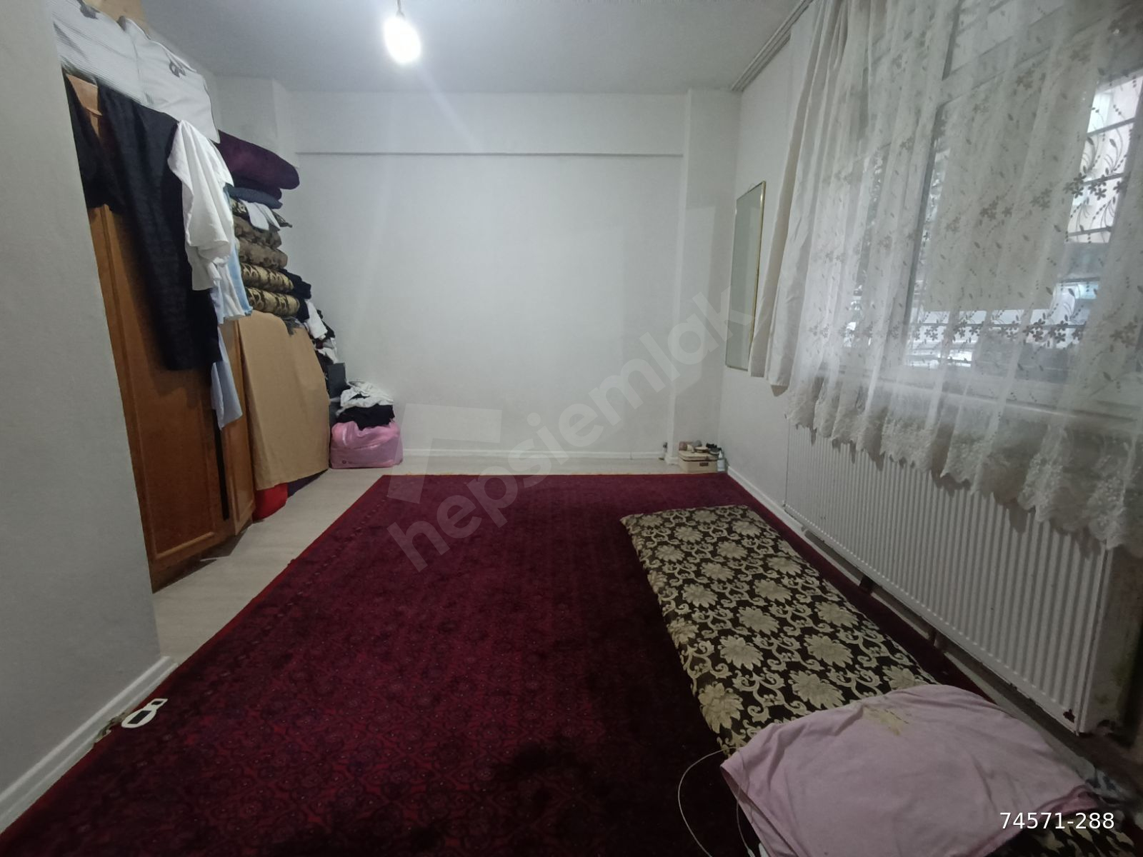 Yeşiltepe Mahallesi'nde satılık 1+1 yüksek giriş daire