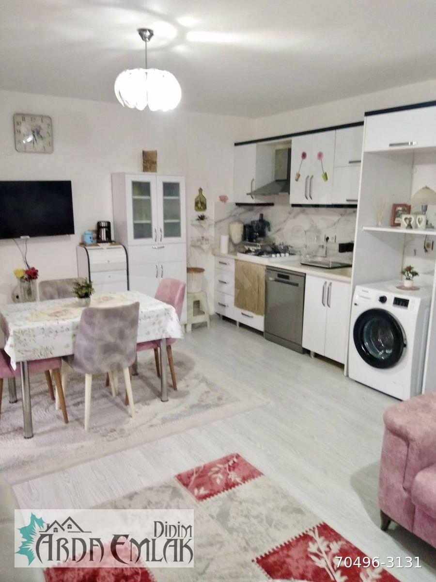YATIRIM VE TATİL İMKANI BİR ARADA HAVUZLU SİTEDE 80M2 1+1 DAİRE