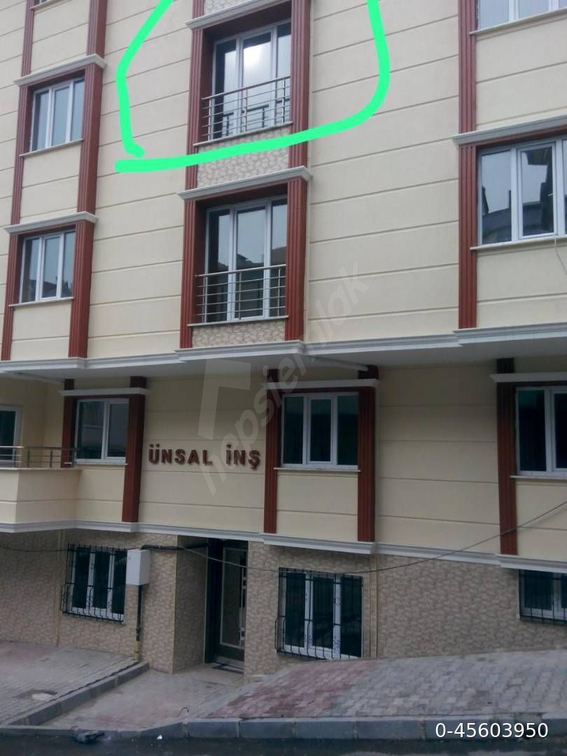 Arnavutköy Anadolu Mahallesi Merkez'de 2+1
