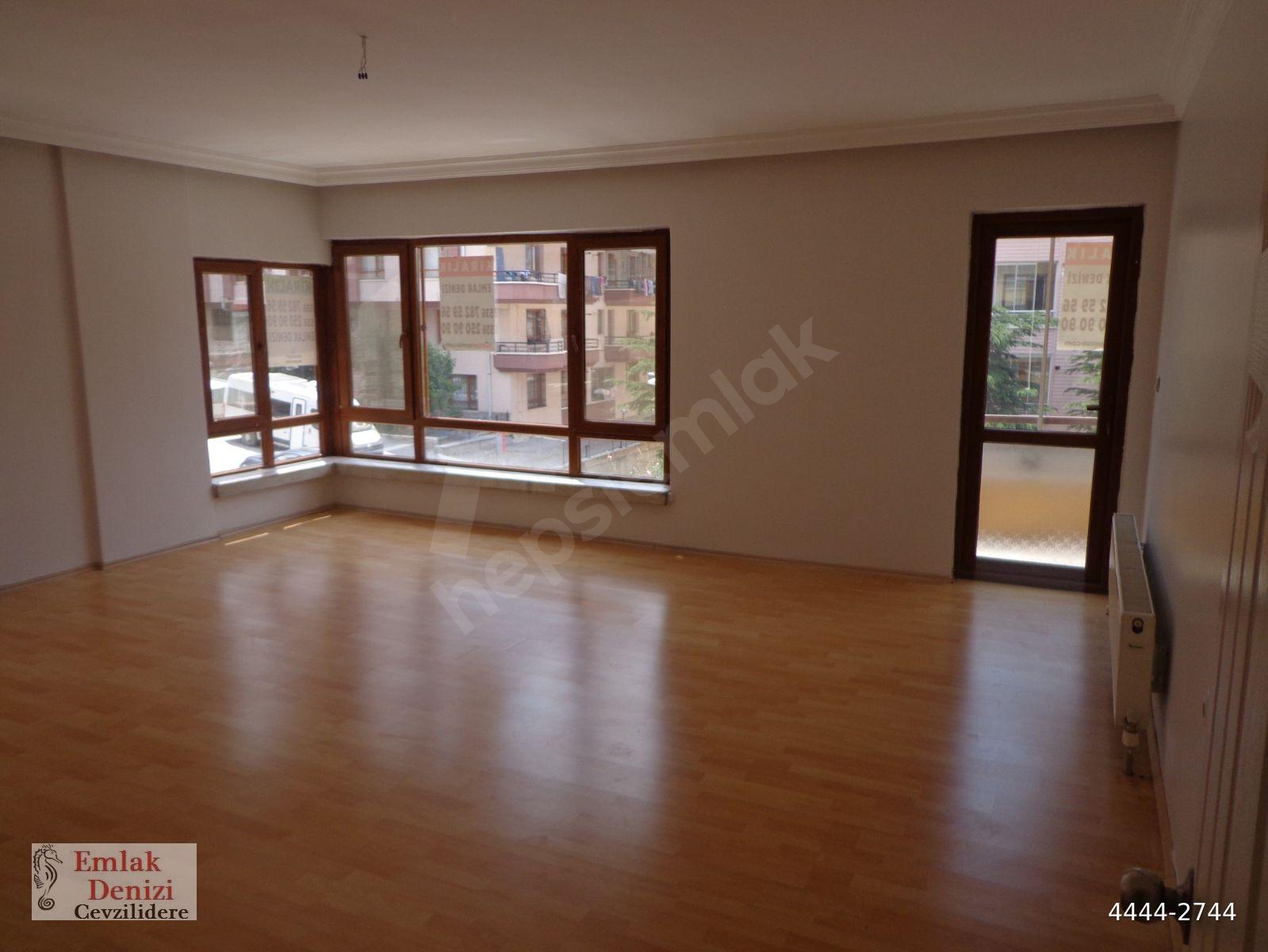 CEYHUN ATUF KANSU CADDESİ ÜZERİNDE ÖN CEPHE 150 M2