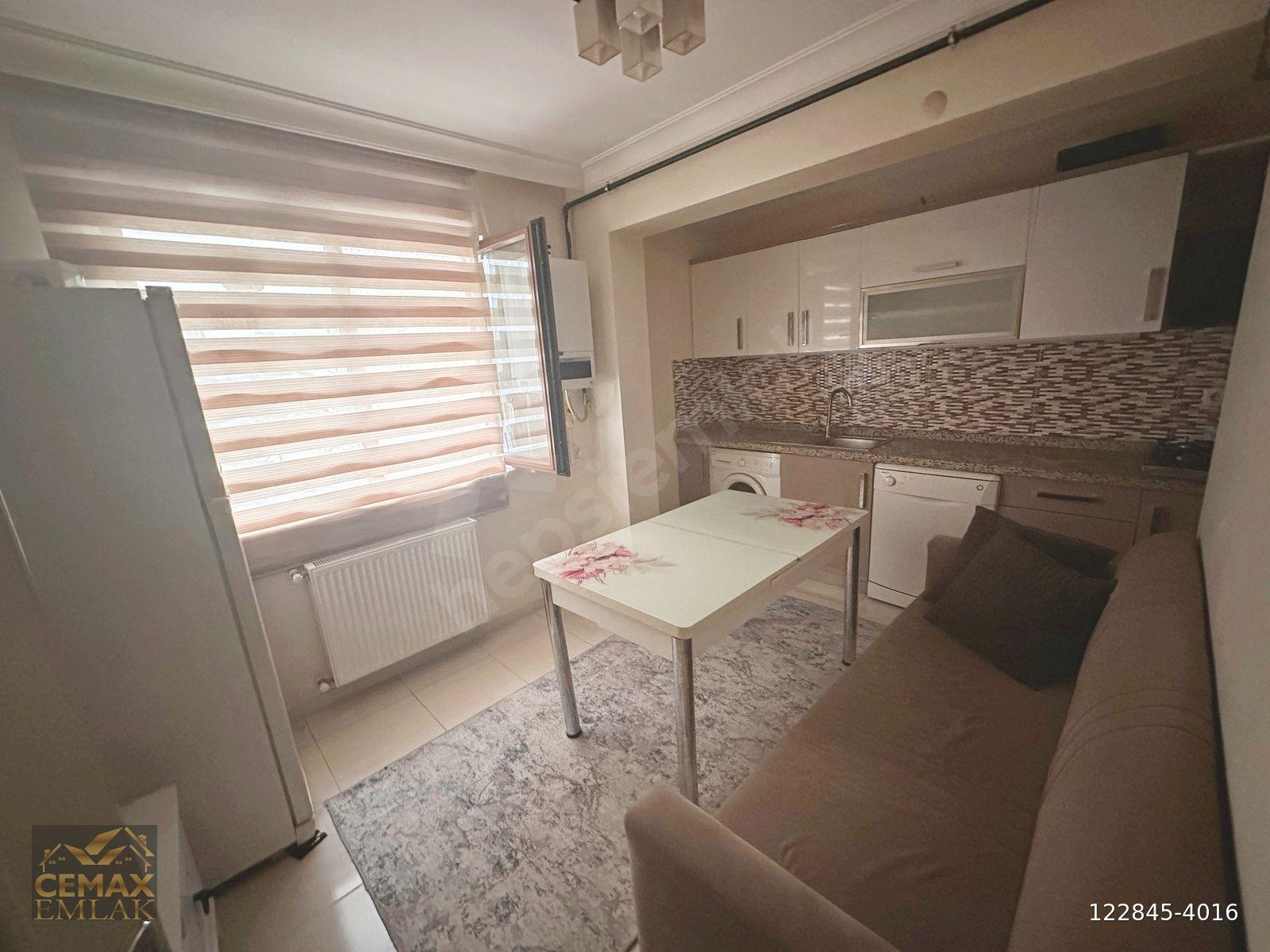 HÜREL DÜZLÜKTE TREN YAKINI ASANSÖRLÜ EŞYALI 1+1 KİRALIK DAİRE