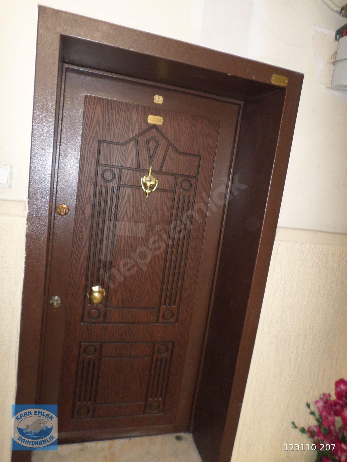 KAAN EMLAKTAN 2+1 115 M2 YUKSEK GİRİŞ BAĞIMSIZ ARKA CEPHE CADDE UZERINDE ESYALI KİRALIK DAİRE