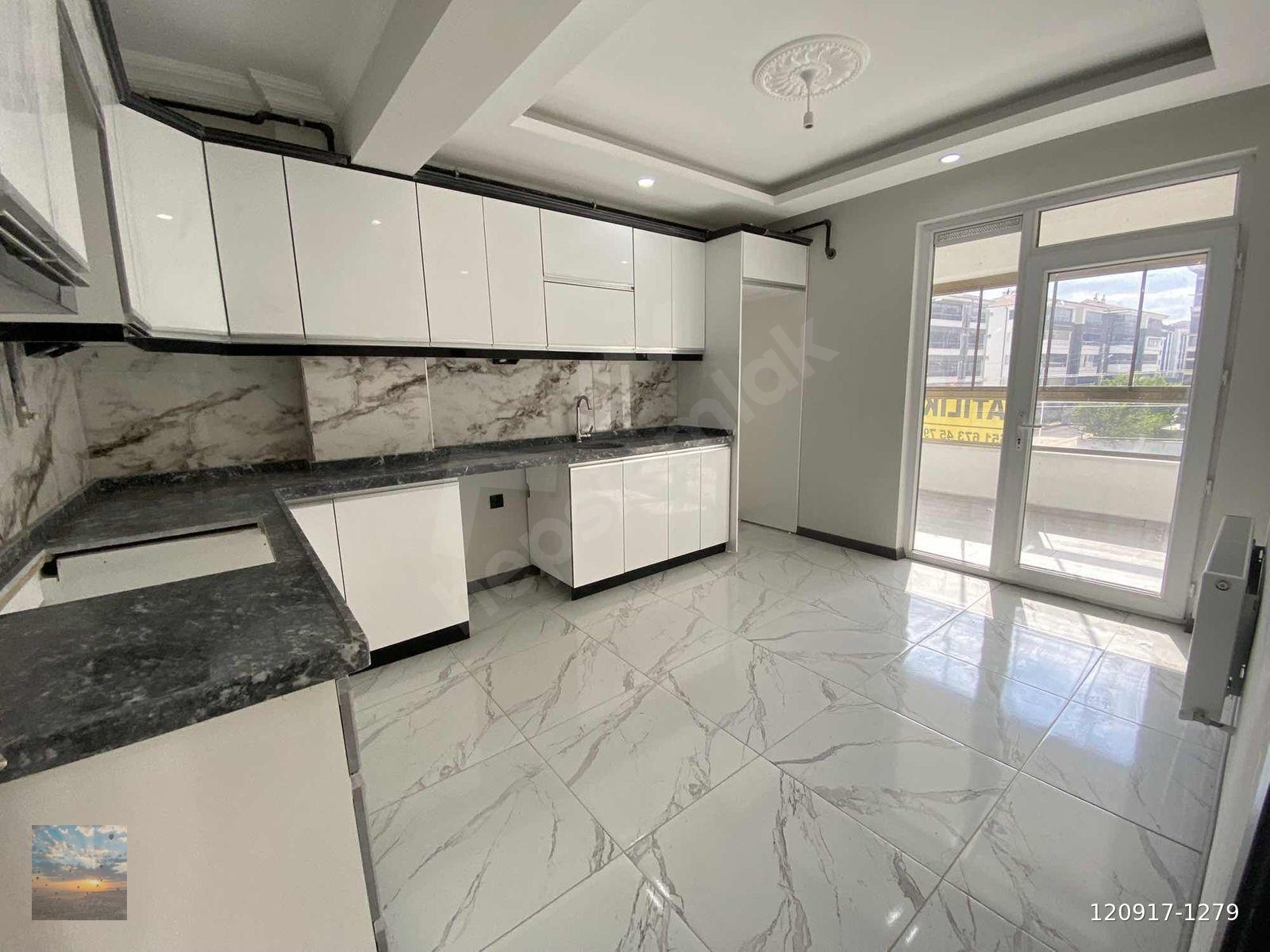 DEMİRHAN EMLAKTAN ALBAYRAK CD YAKINI ÖZEL GARAJLI 3+1 DAİRE