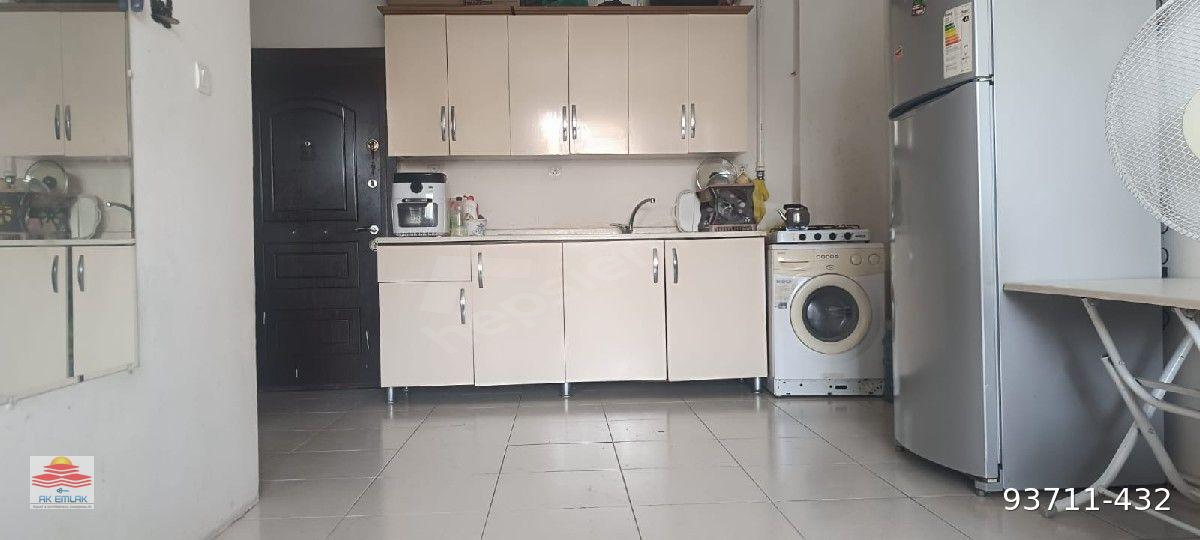 Hatay Hassa merkezde eşyalı 1+1 satılık apart daire
