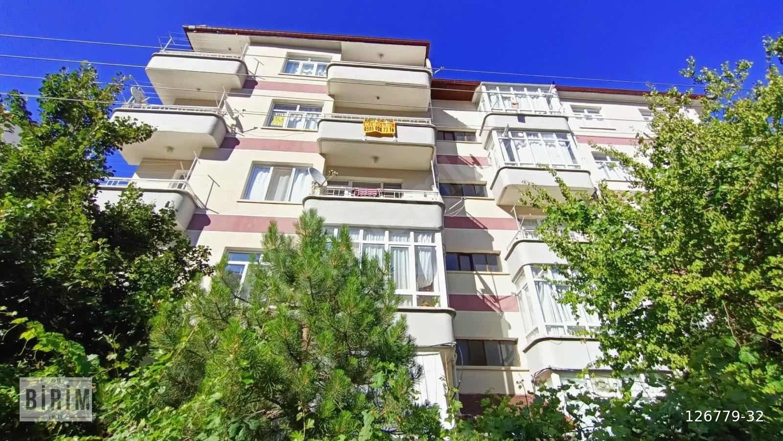 BİRİMDEN SATILIK İSTASYON MAHALLESİNDE BAKIMLI 2+1 DAİRE
