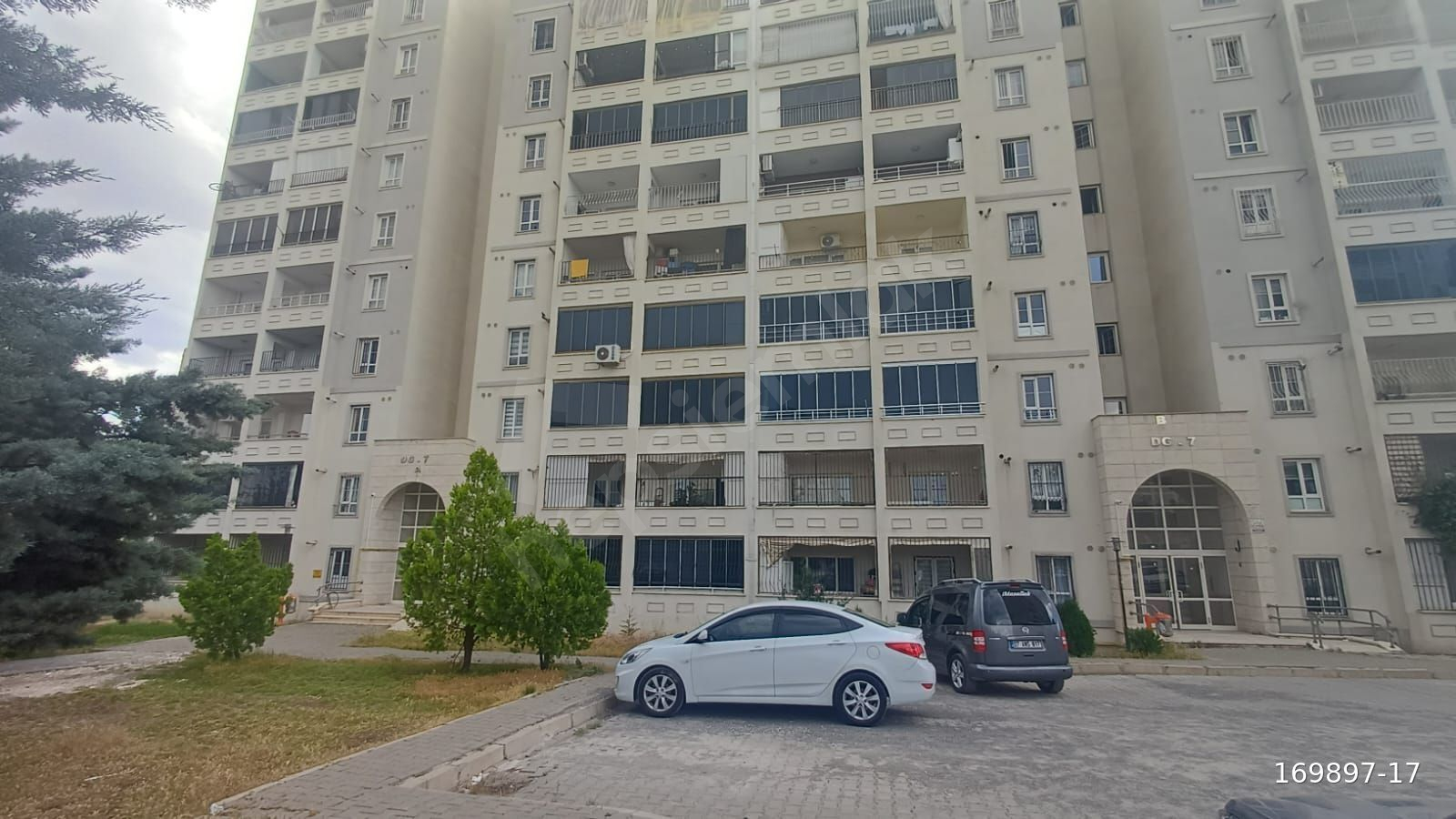 GÜZEL EMLAK TAN 4 ODALI TOKİ DAİRESİ