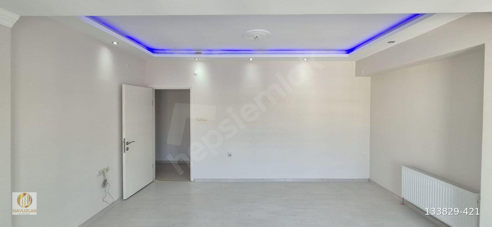 HAVAALANI İLE TROYA CADDESİ ARASINDA SATILIK 2+1 DAİRE