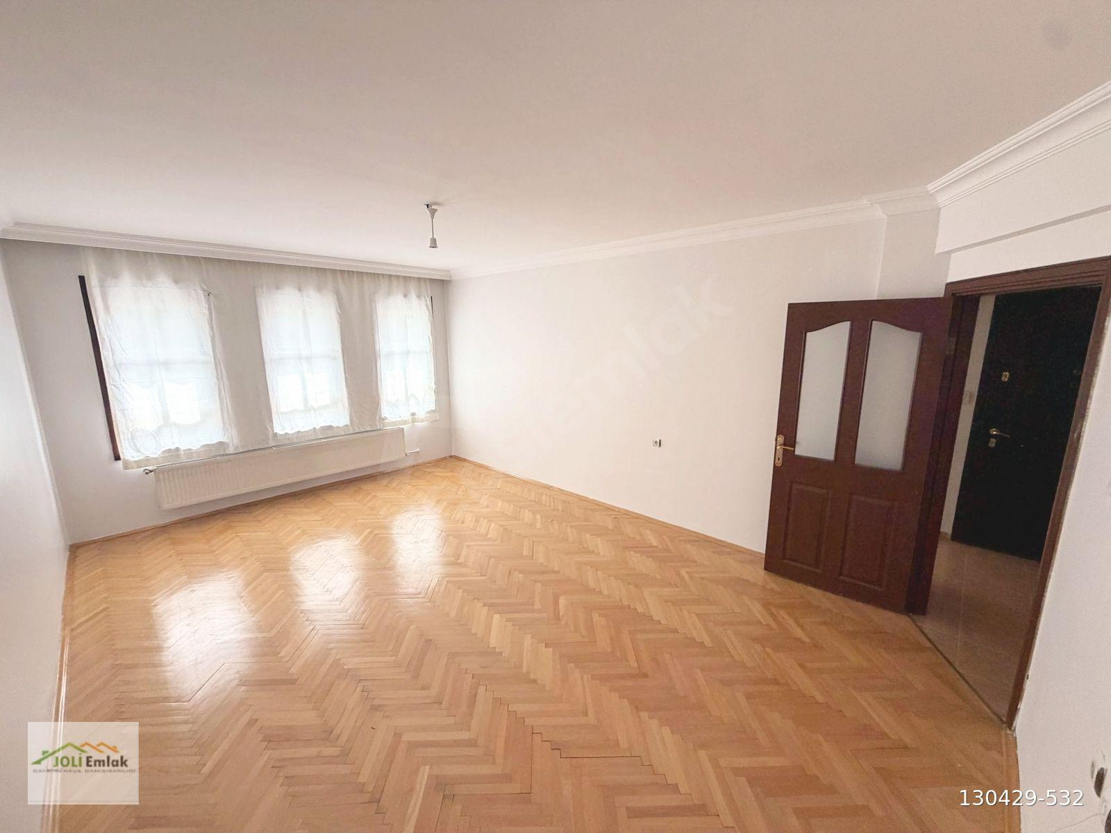 JOLİ EMLAK | ANTARES AVM YAKINI KATTA 2 DAİRE FERAH 1.KAT 3+1