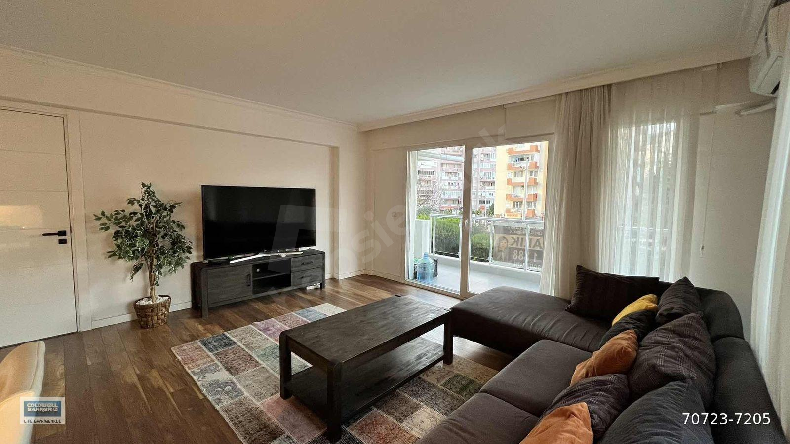 Karşıyaka Zübeyde hanım'da Tadilatlı 3+1 Eşyalı Kiralık Daire