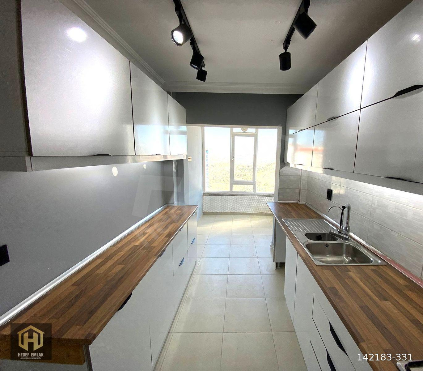 HEDEF EMLAK 2`DEN 3+1 EBEVEYN BANYO MASRAFSIZ ÇOK KAT MANZARALI