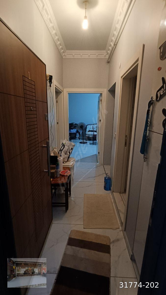Avcılar merkez 2+1 y girişli site içi Daire