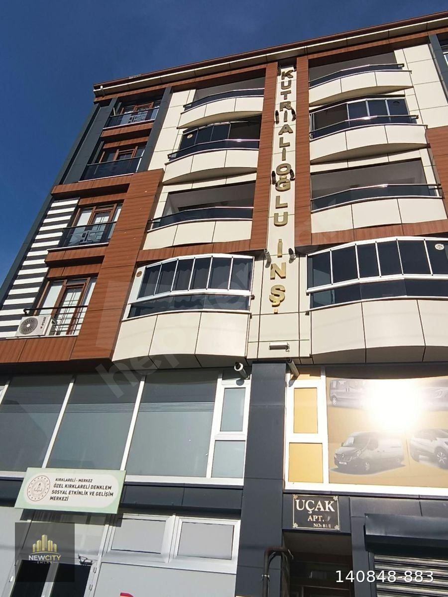 NEWCITY EMLAK’TAN KIRKLARELİ AKALAR MAHALLESİ’NDE SATILIK LÜKS ARA KAT DAİRE