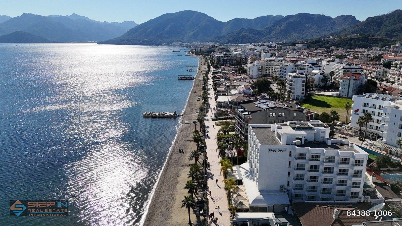 Marmaris'in Kalbinde Denize 50 Metre, Kapalı garajlı 3+1 yeni daire