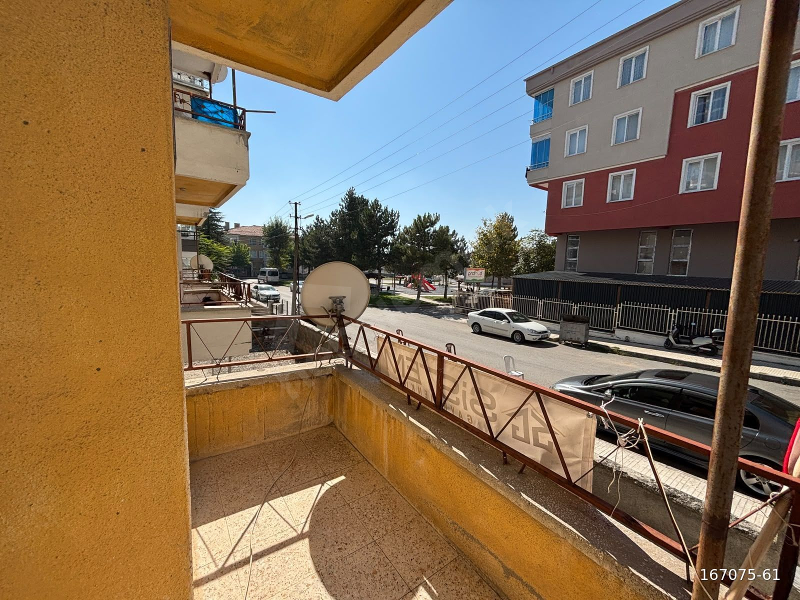 AŞIKLAR TEPESİ CİVARI SATILIK 3+1 YÜKSEK GİRİŞ DAİRE