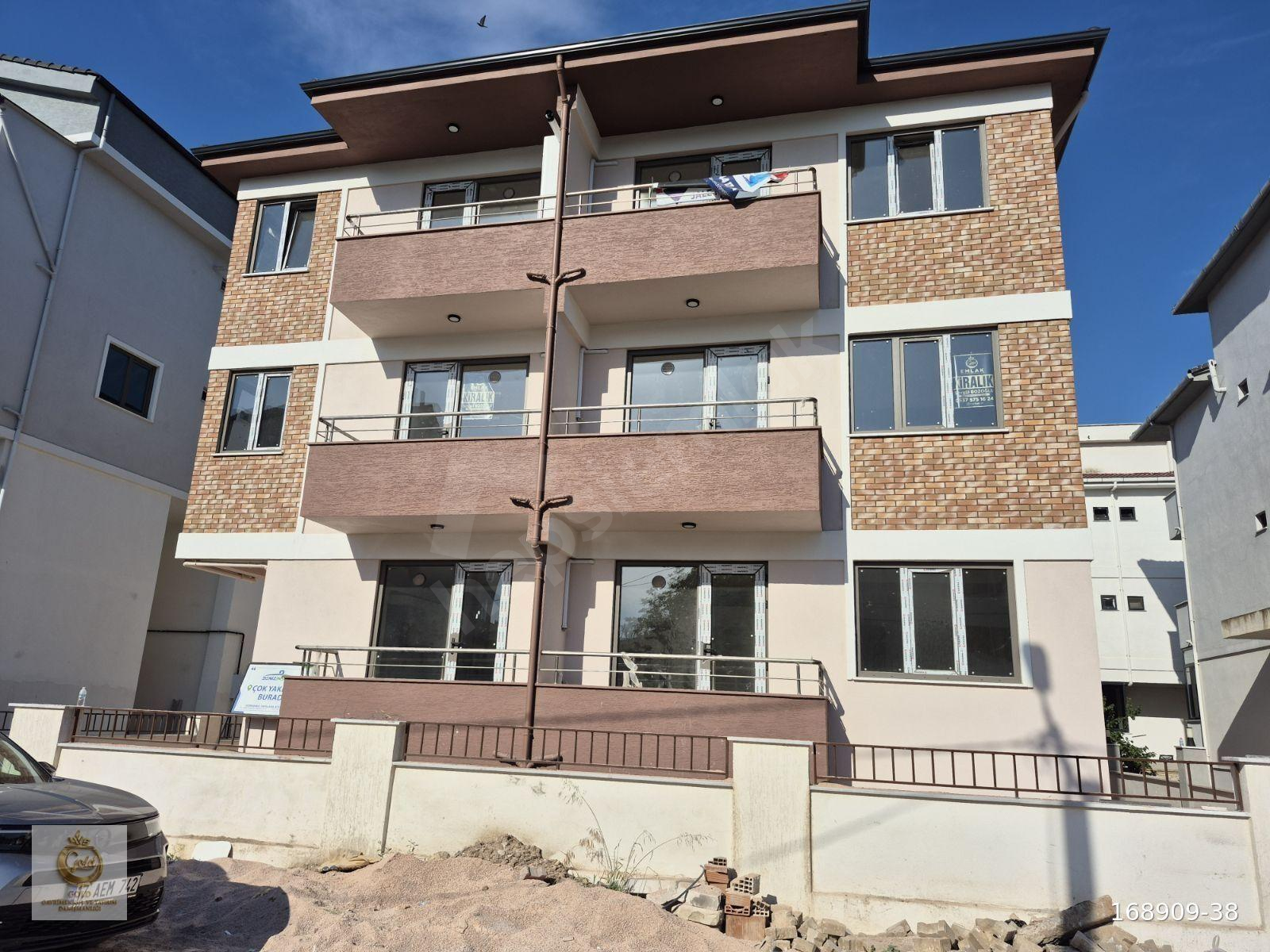 YENİYAKA'DA KİRALIK 1+1 DAİRELER