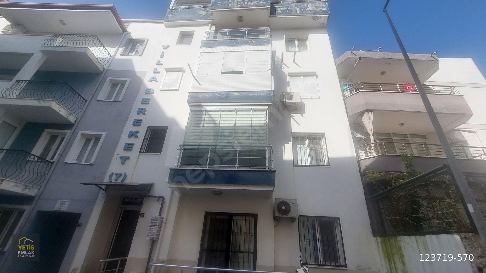 KUŞADASI TÜRKMENDE DENİZE 200MT MESAFEDE SATILIK 2+1 ÇATI DUBLEX