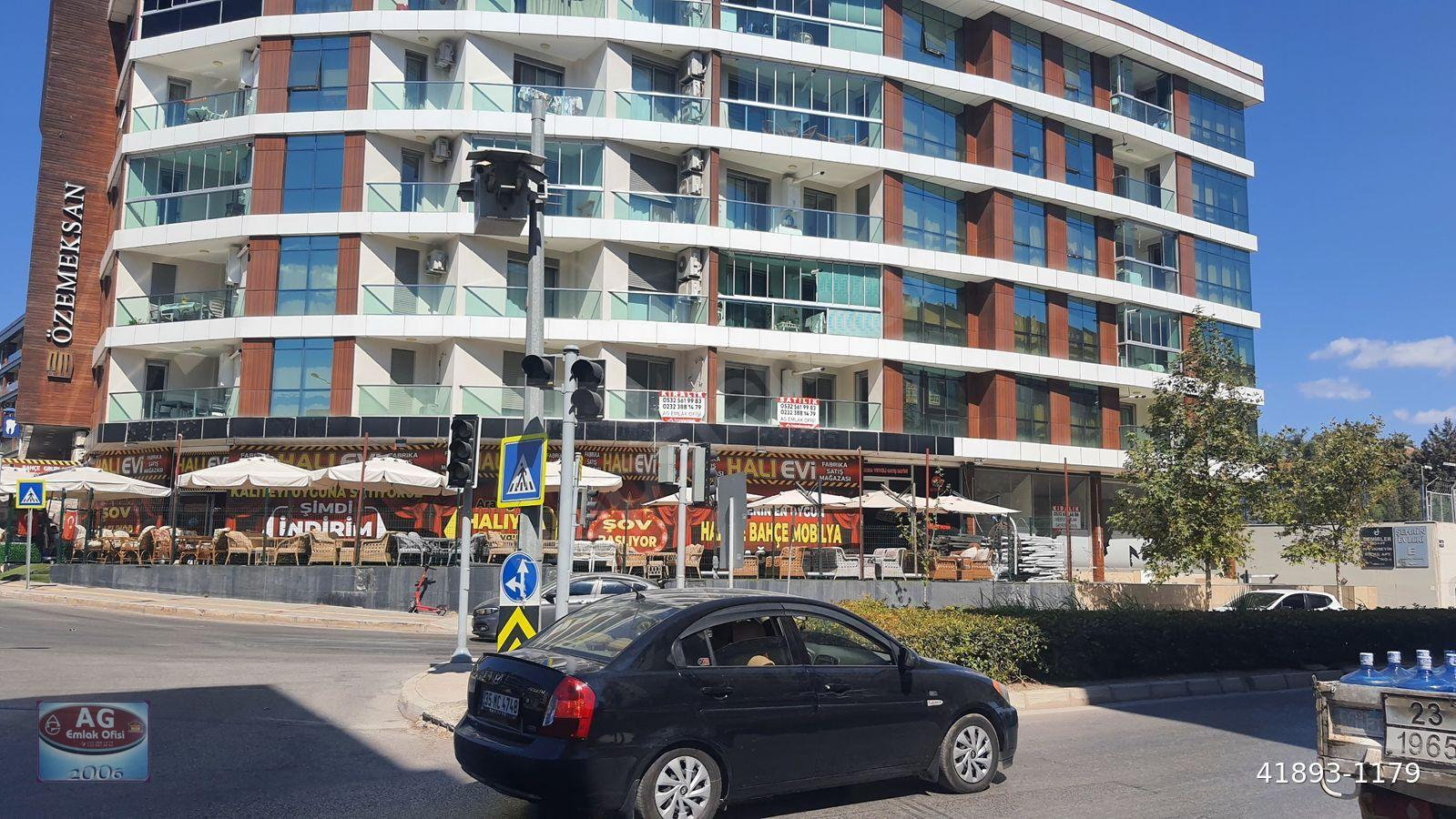 BORNOVA MERKEZDE SATILIK 3+1 DAİRE