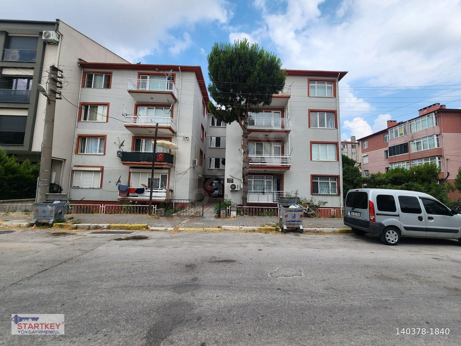 BAHÇELİEVLER'DE LOKASYON HARİKASI, ÖNÜ AÇIK KİRALIK 2+1