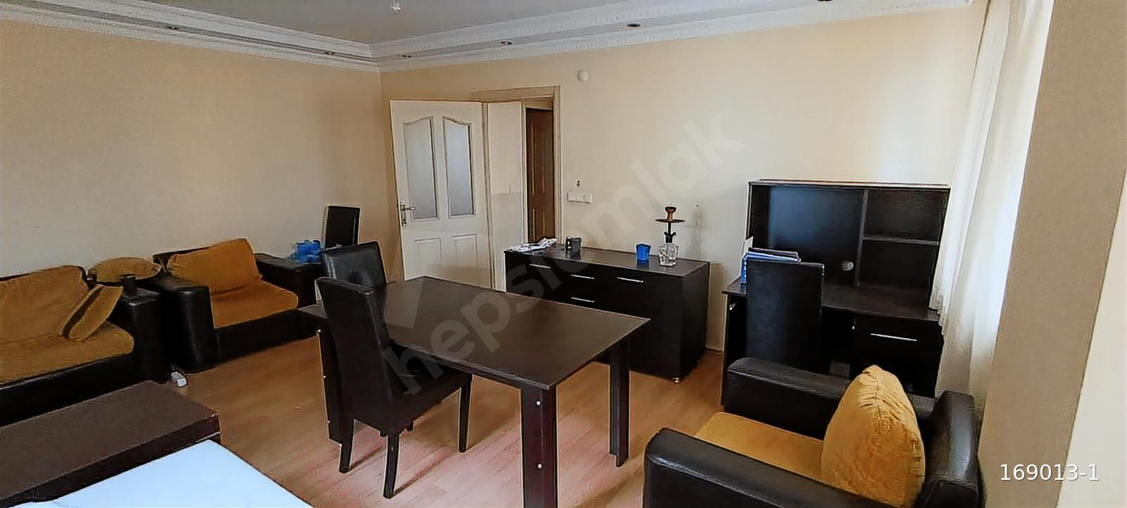YEDİTEPE ÜNİVERSİTESİNE YAKIN EŞYALI SATILIK 2+1 ARA KAT