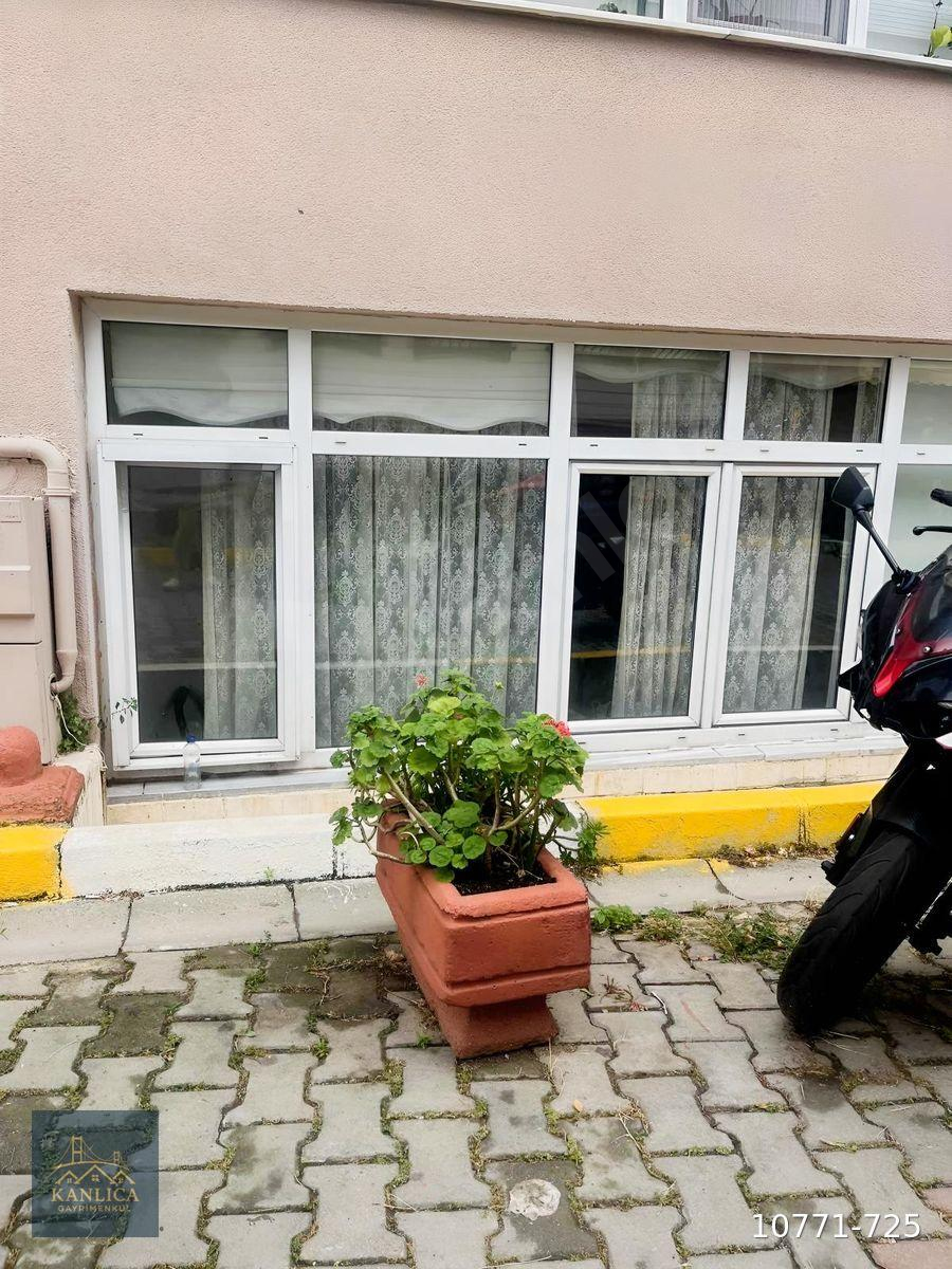 KANLICA SAHİLDE EŞYASIZ BAHÇE KATI DAİRE