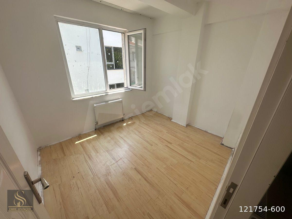 SEVİNÇERDEN SÜTLÜCE A.Ü İÇEM KAPISI YAKINI ARA KAT 1+1 KİRALIK DAİRE