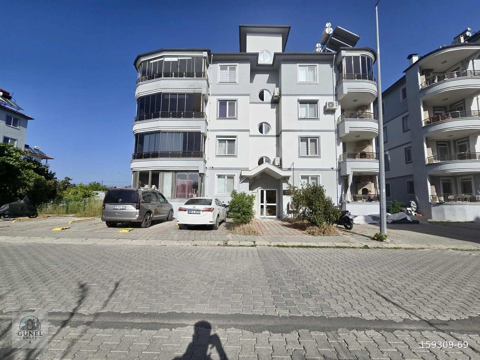 MERKEZ MAHALLESİNDE SATILIK 3+1 DAİRE