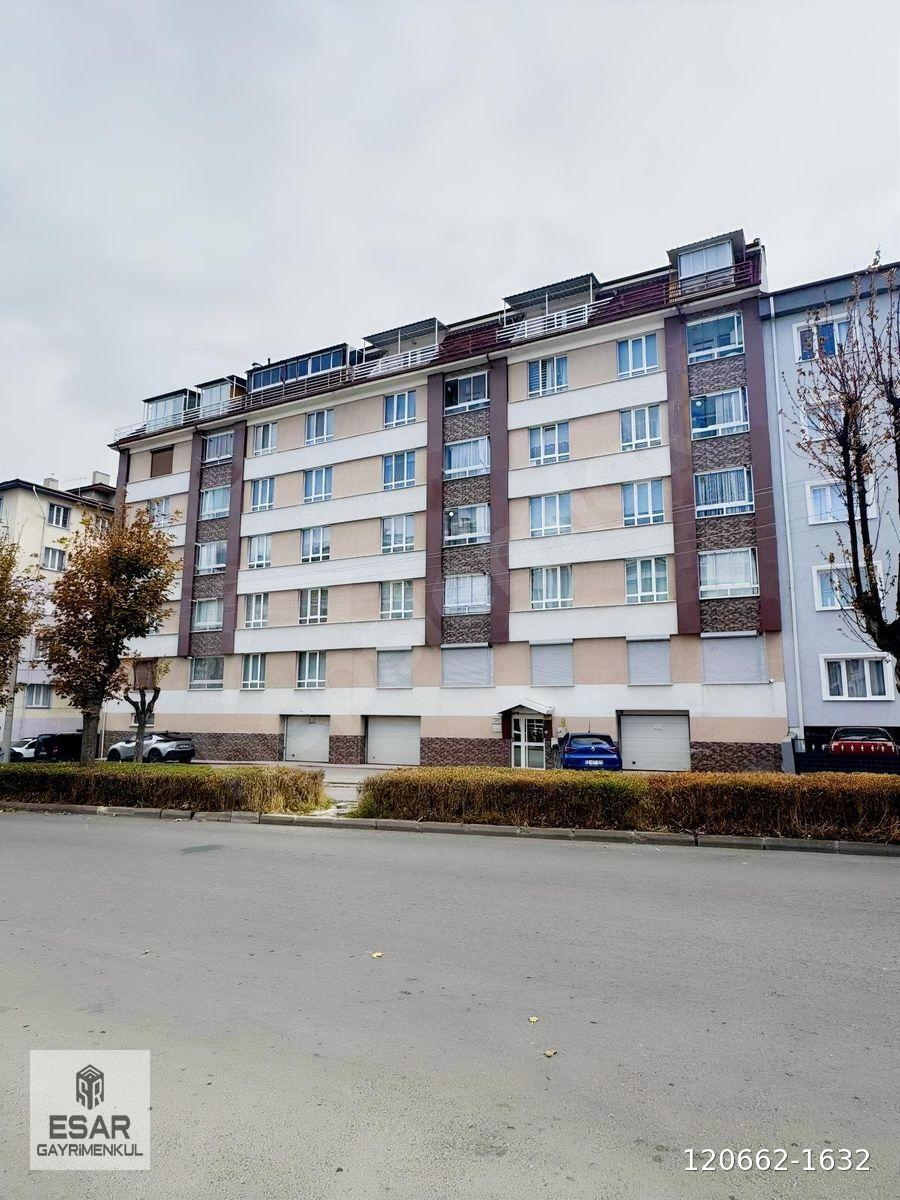 ESAR DAN EMEK MAHALLESİ ARA KAT 3+1 135m2 SATILIK DAİRE