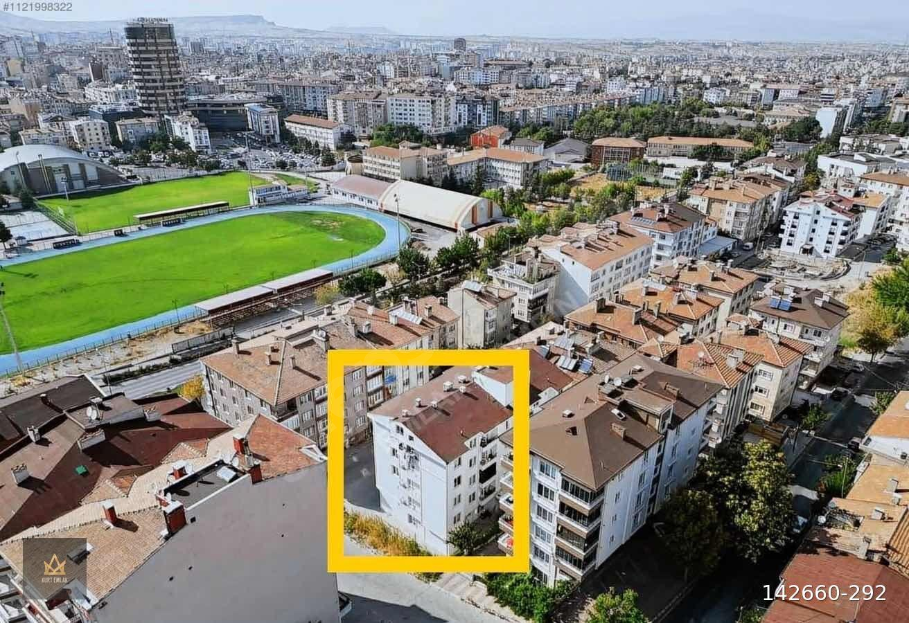 *KURT EMLAK* ÇARŞI MERKEZ'DE ÖN CEPHE 2+1 EŞYALI KİRALIK DAİRE