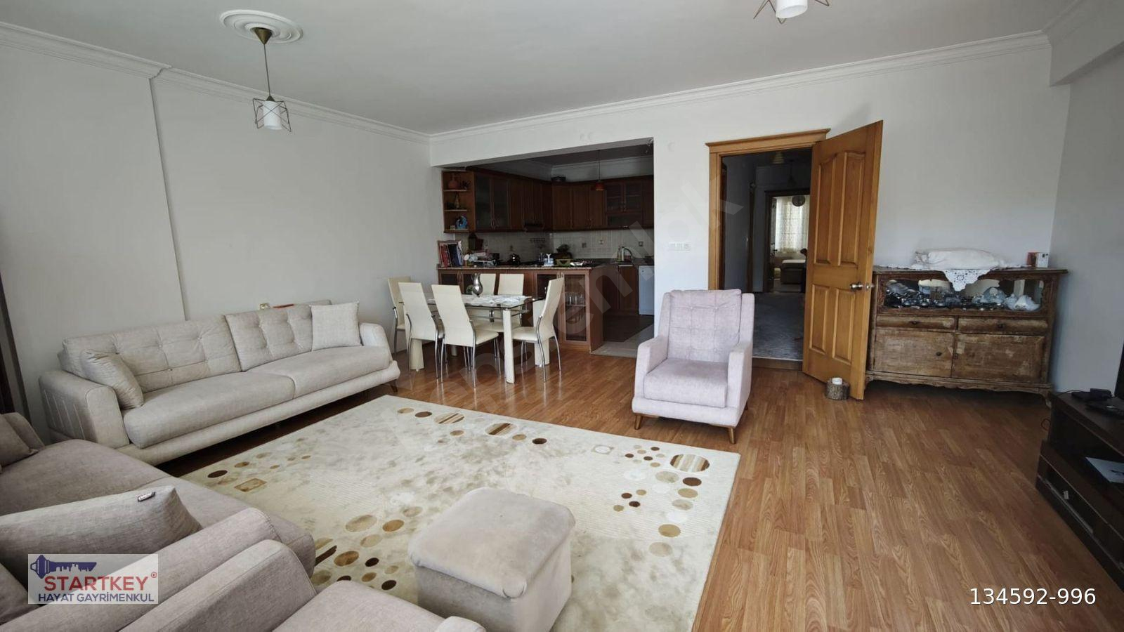 Kuşadası otogar arkasında kiralık eşyalı 2+1 daire